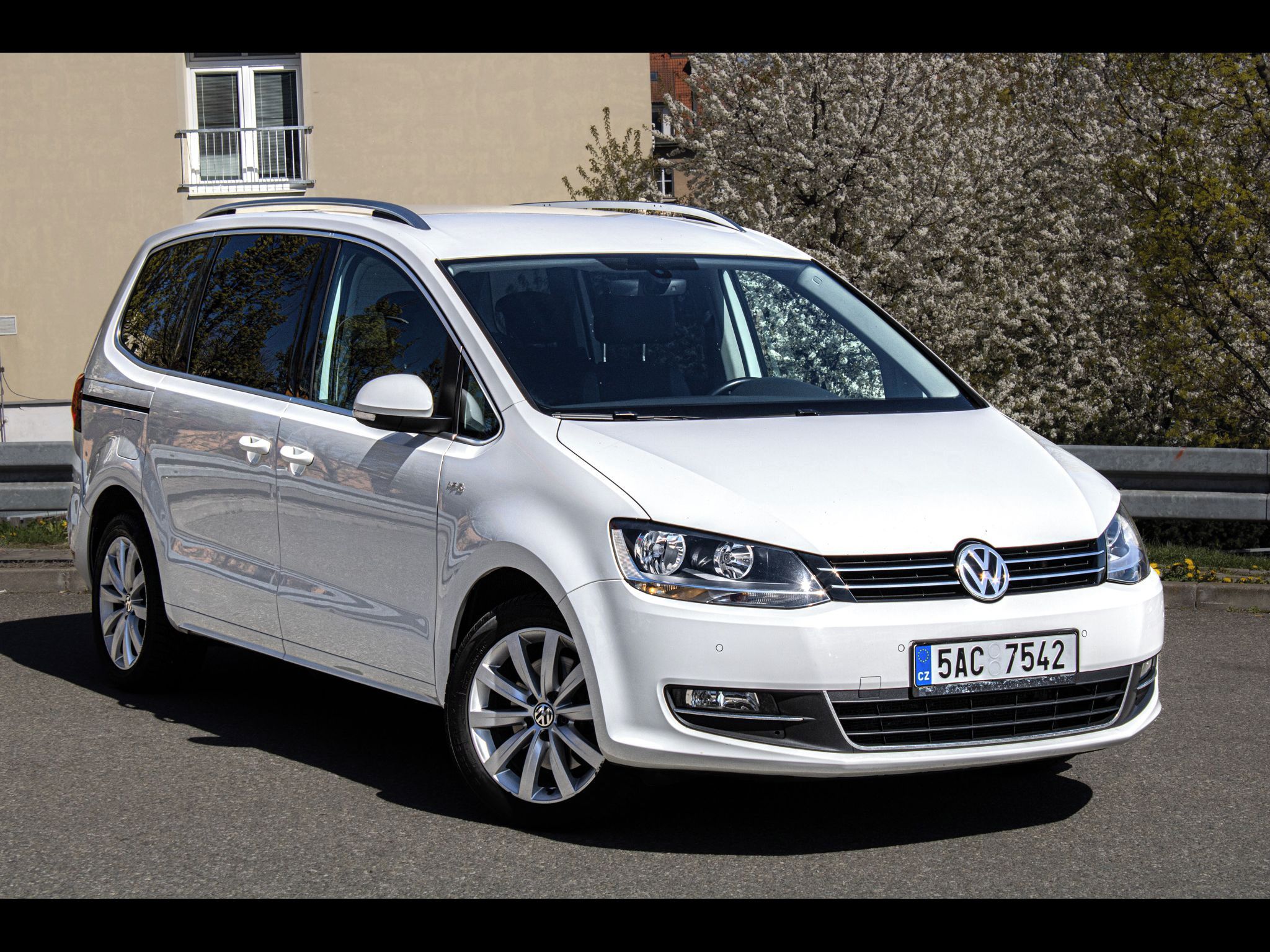 Volkswagen Sharan - fotka 4