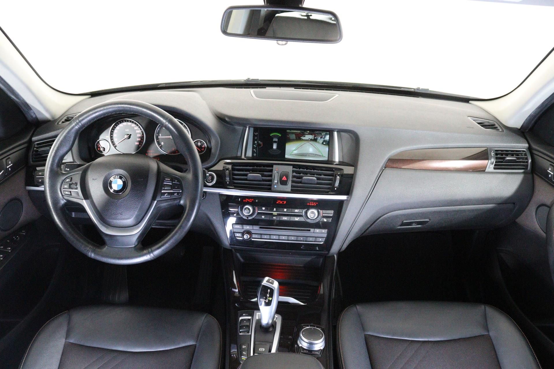 BMW X3, 20 D Xdrive 140kW - fotka 5