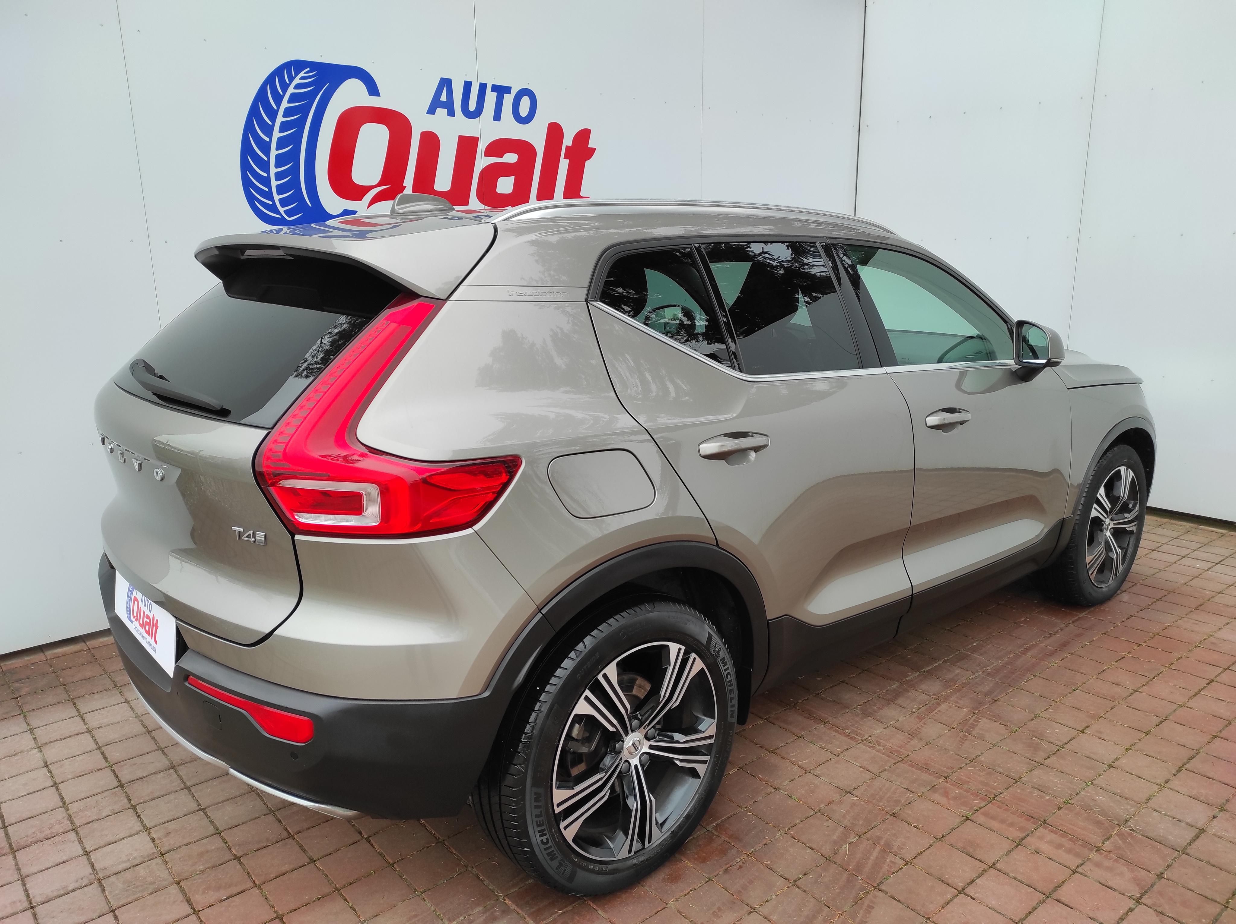Volvo XC40, T4 INSCRIPTION LUXE PANORAMA - fotka 3