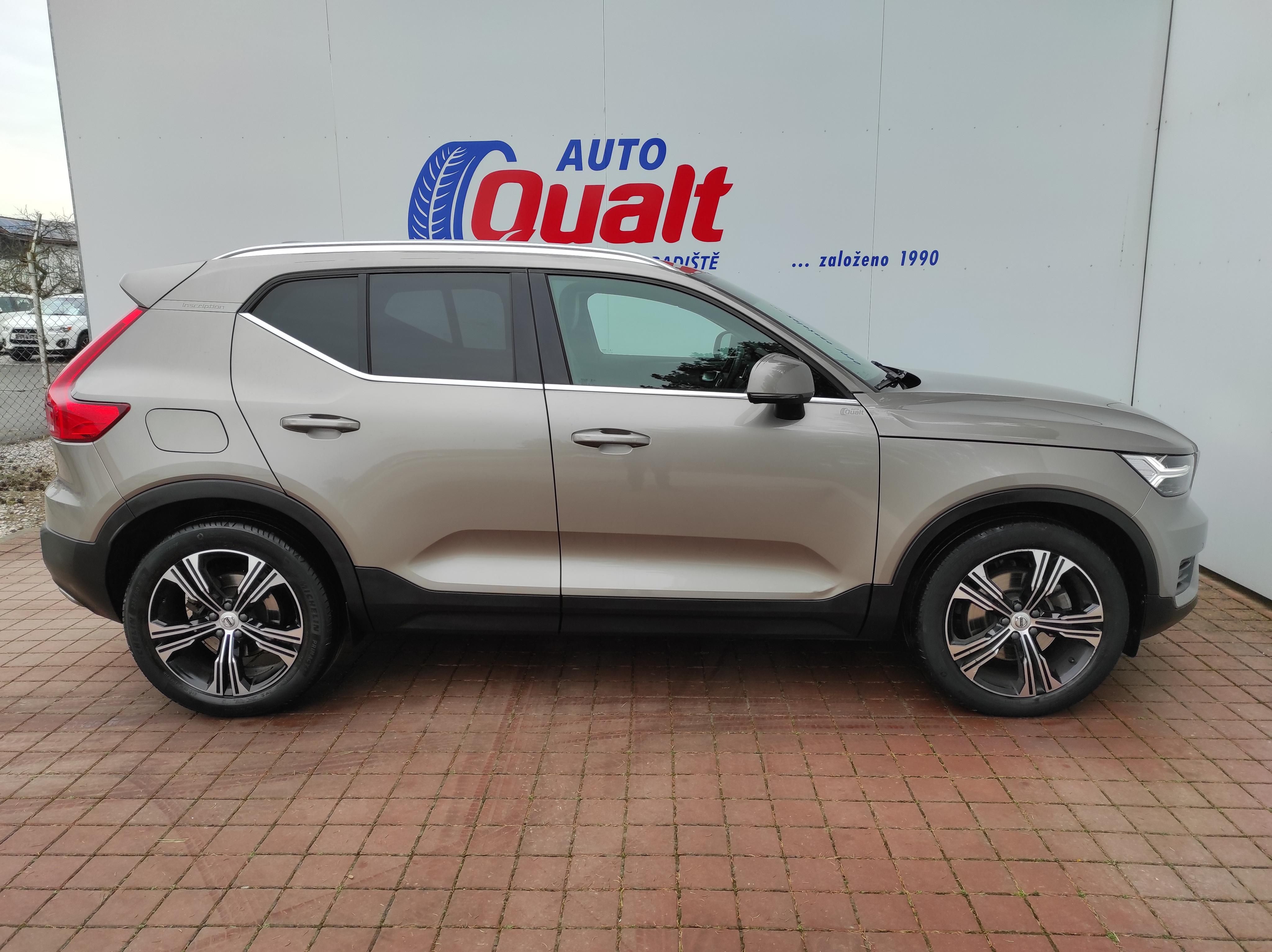 Volvo XC40, T4 INSCRIPTION LUXE PANORAMA - fotka 4