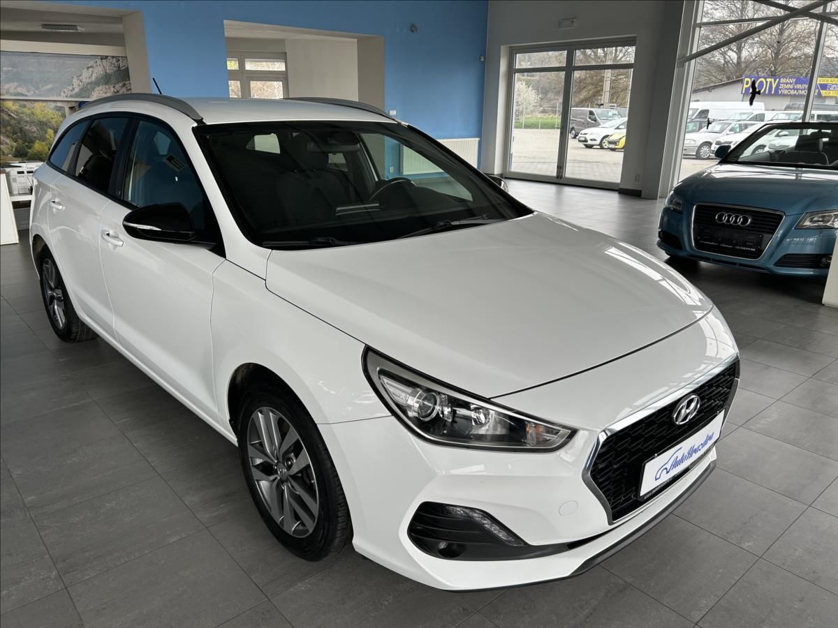 Hyundai i30, 1,4 TGDI,ČR,SERVISKA,TAŽNÉ,D