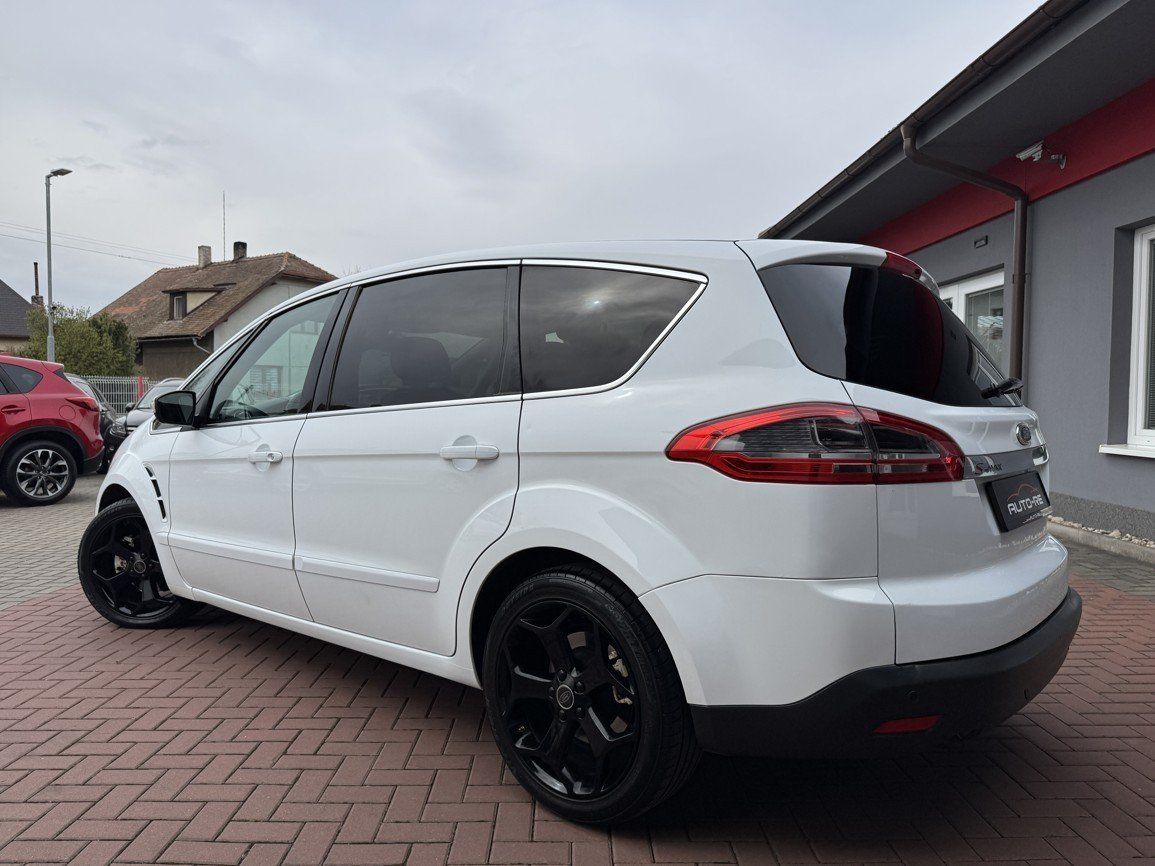 Ford S-MAX, 2.0TDCi Titanium Automat - fotka 3
