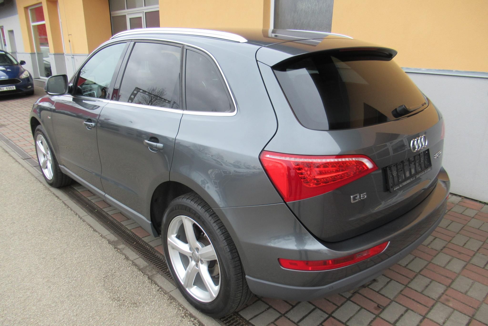 Audi Q5, 2.0 TDI S-Line QATTRO SADA KOL - fotka 4
