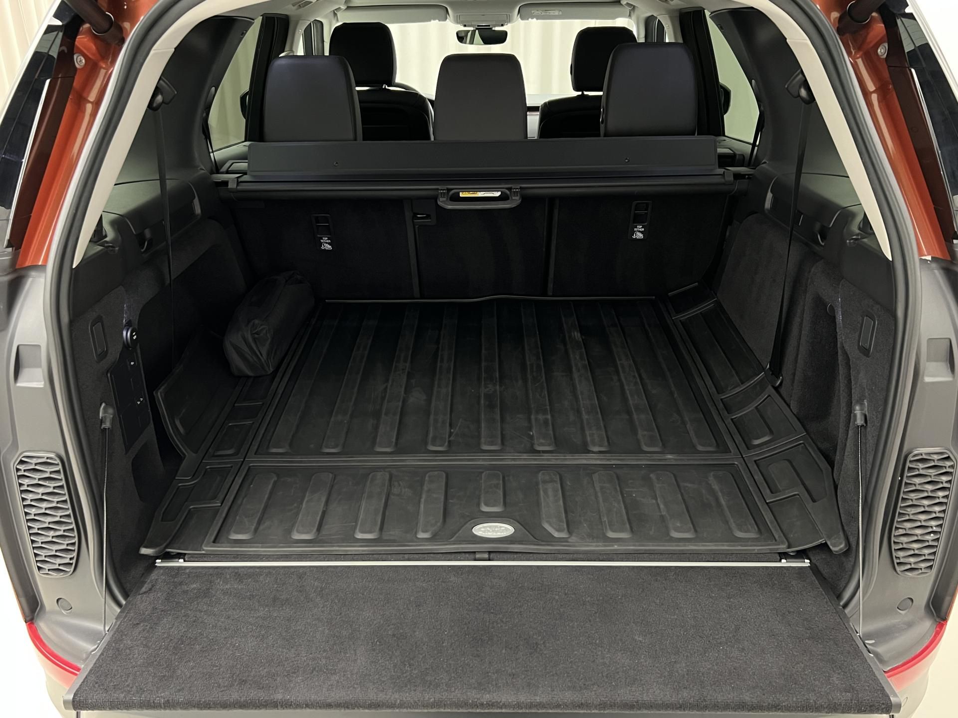 Land Rover Discovery, 3.0 TDV6 HSE AWD AUT CZ - fotka 4