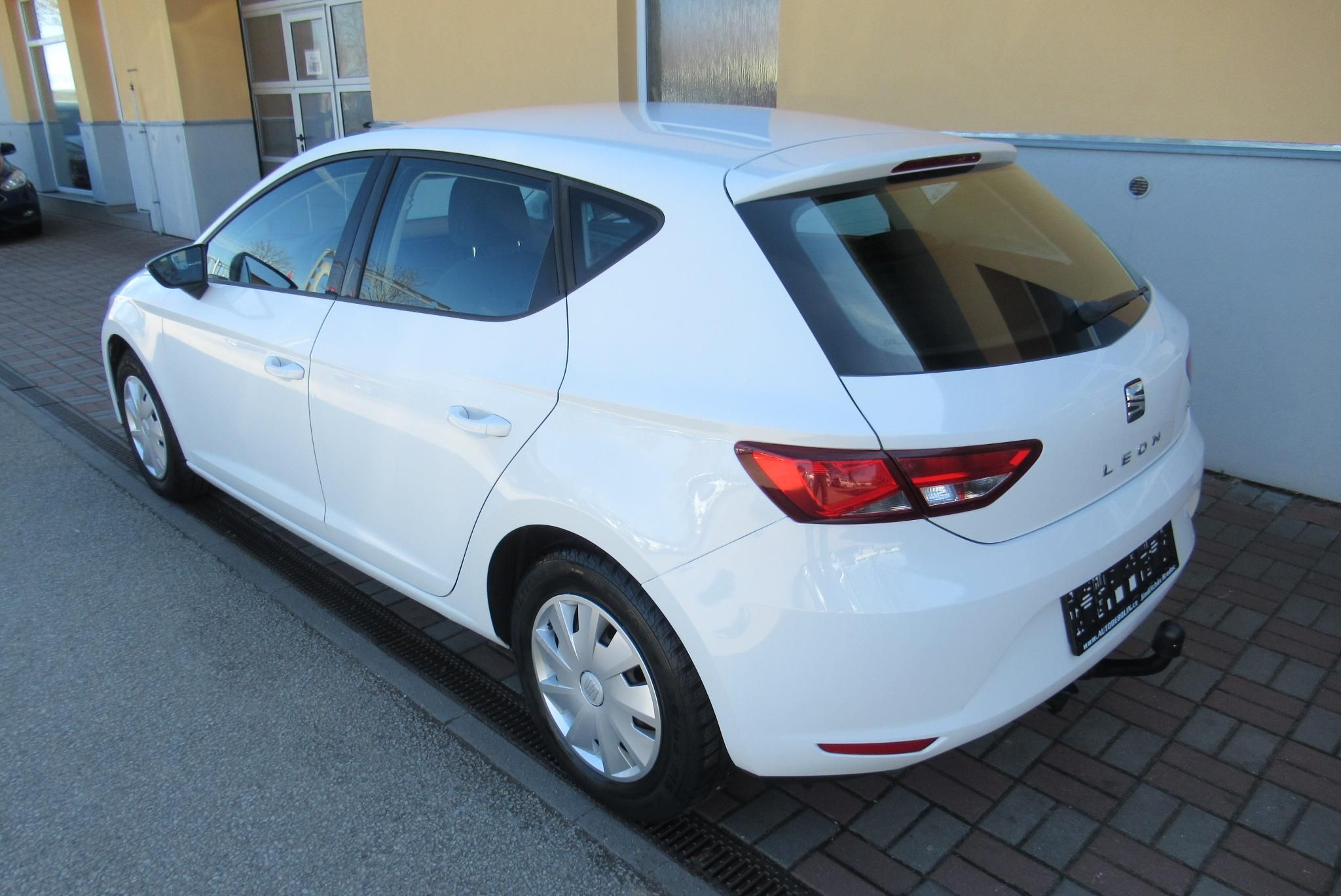 Seat Leon, 1.2 TSi  KLIMA  TAŽNÉ - fotka 4