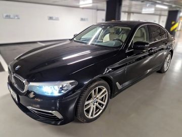 530d xDrive Luxury 195 kW DPH