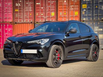 2,9 V6 QUADRIFOGLIO 375kW Q4
