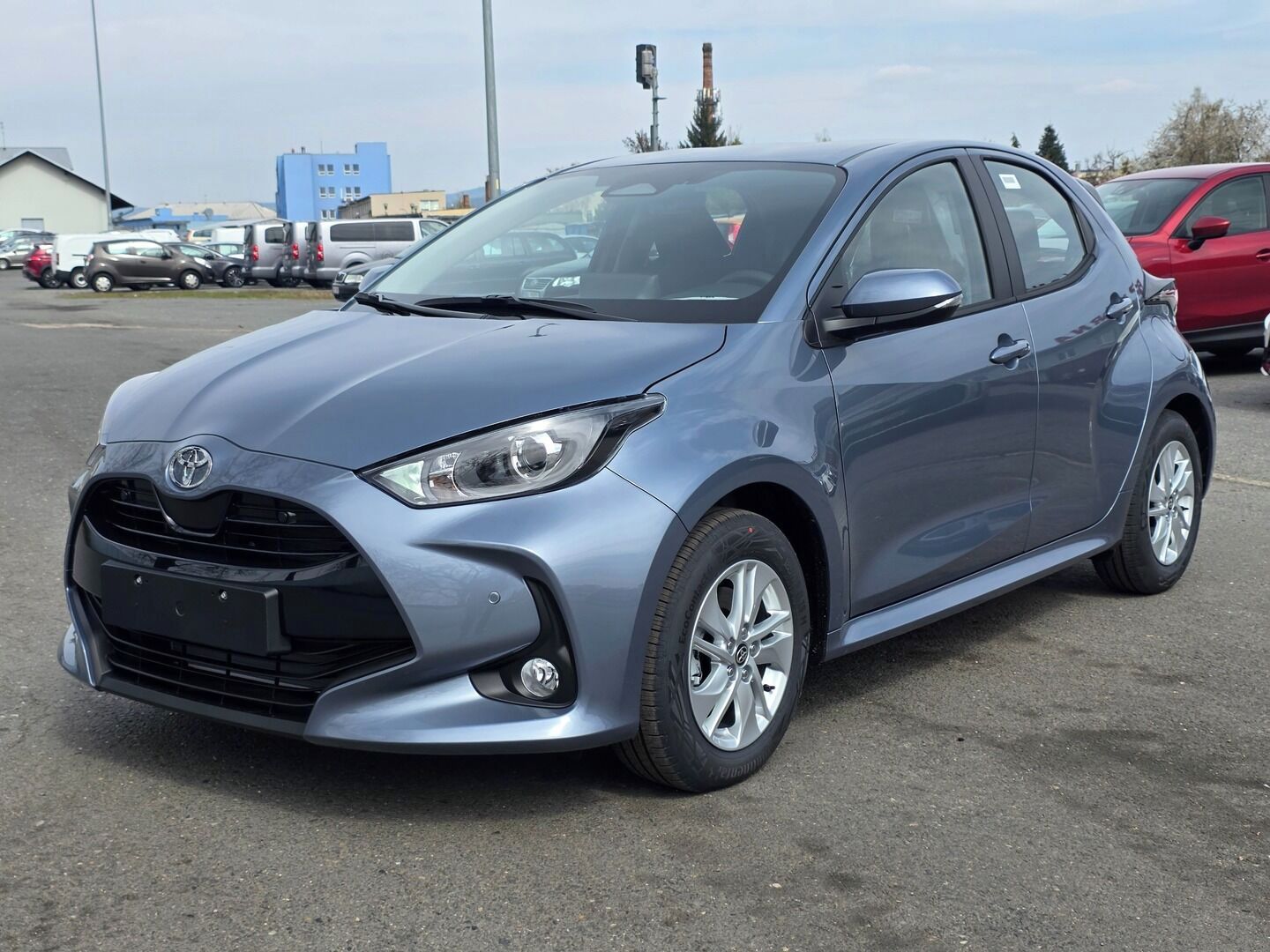 Toyota Yaris, 1,5 Hybrid Comfort Business - fotka 2