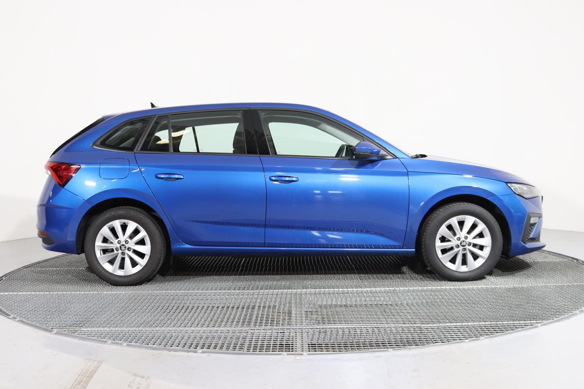 Škoda Scala, SELECTION 1,0 TSI 70 kW - fotka 3