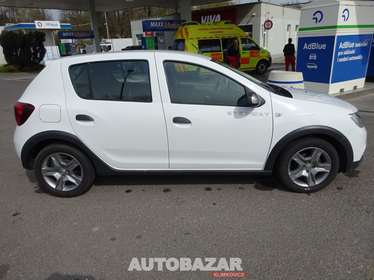 Dacia Sandero - fotka 5
