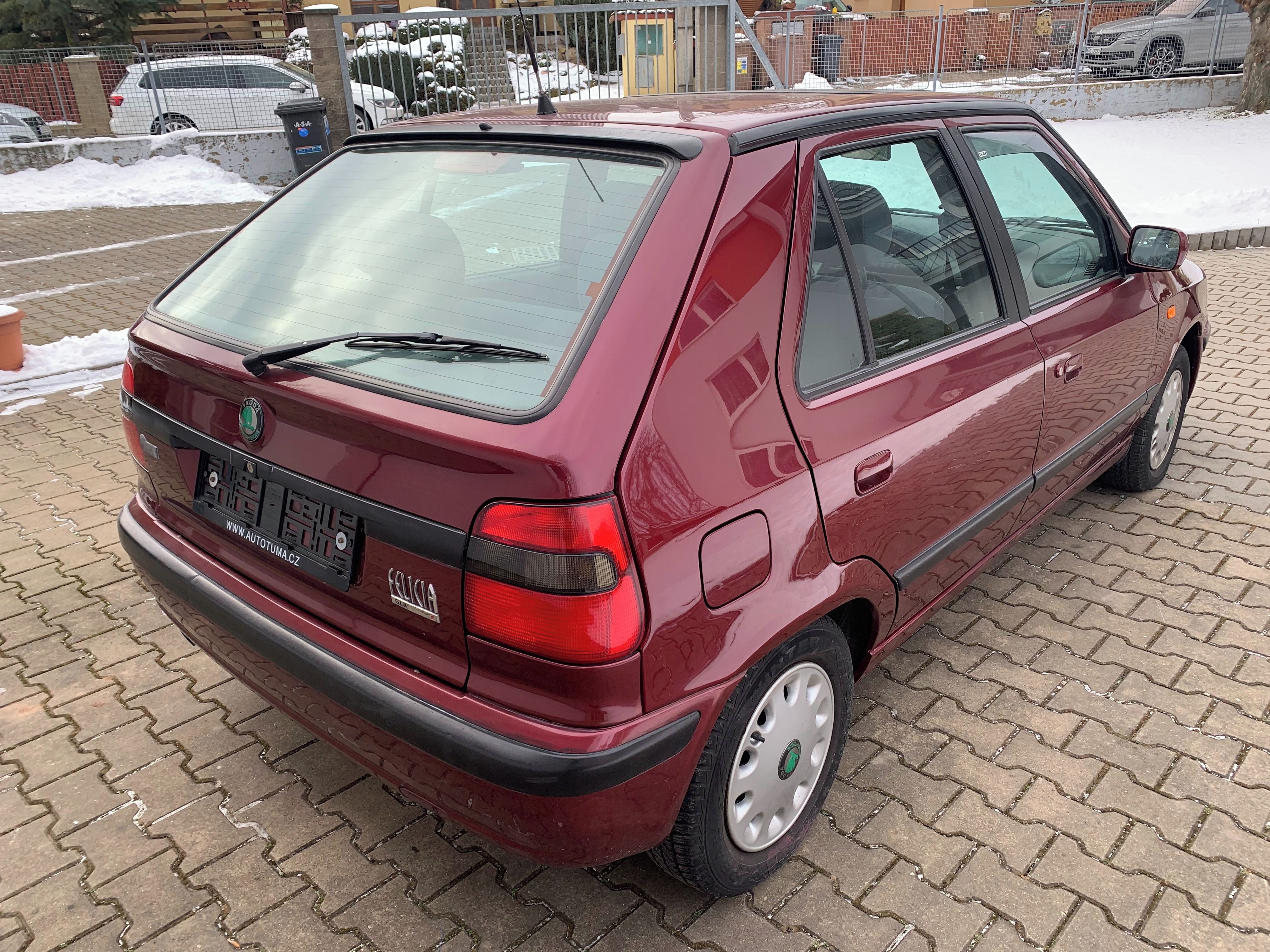 Škoda Felicia, 1.3 GLX, servo, 1. maj. - fotka 4