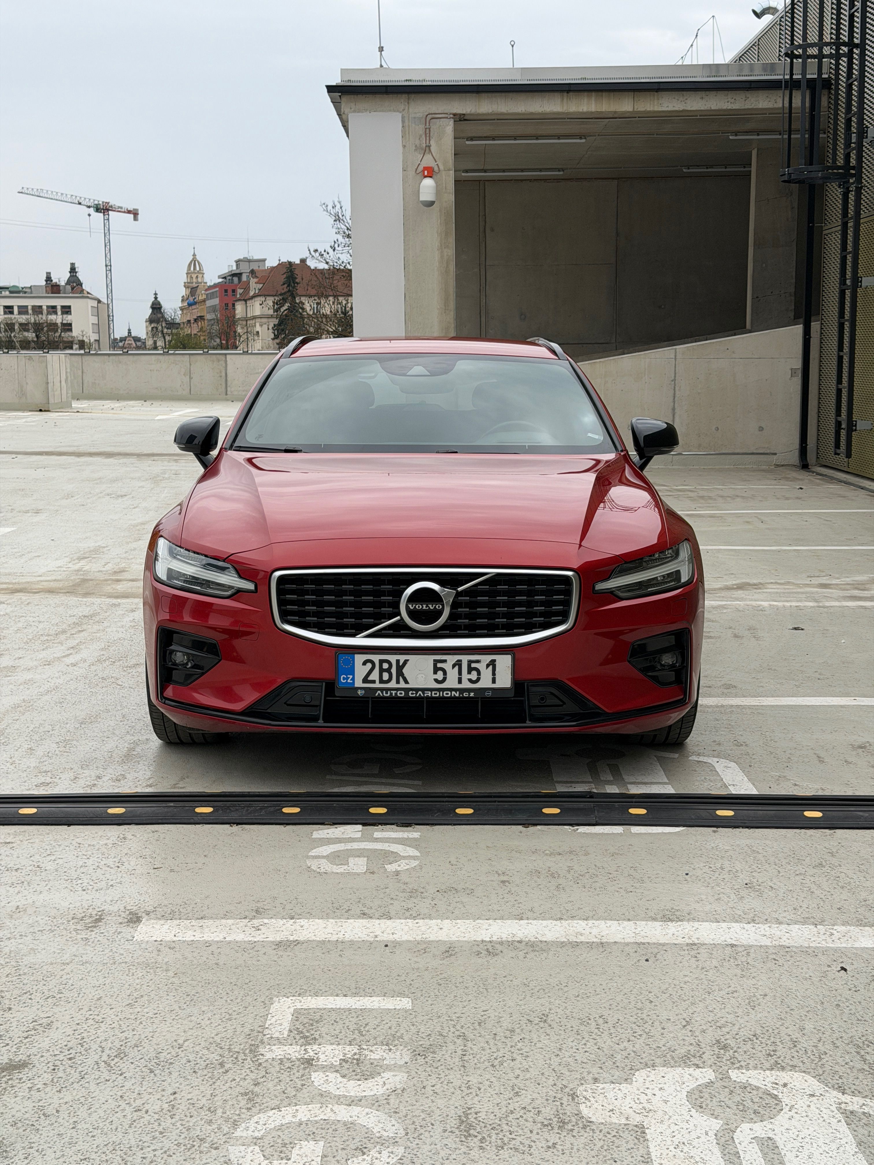 Volvo V60, D4 FWD R-DESIGN POLESTAR - fotka 5