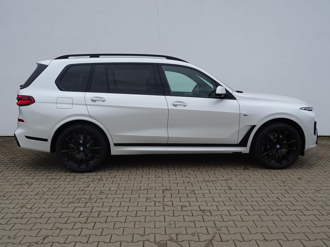 BMW X7, xDrive40d - fotka 5
