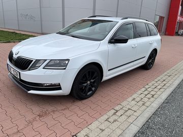 1.6 TDi DSG Style 85 kW