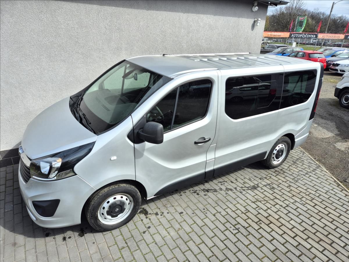 Opel Vivaro, 1,6 CDTi 8 9 Míst TZ Tempomat - fotka 2