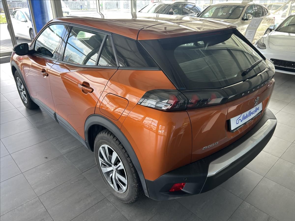 Peugeot 2008, 1,2   1.MAJ,ČR,ZÁRUKA 10/2027 - fotka 4
