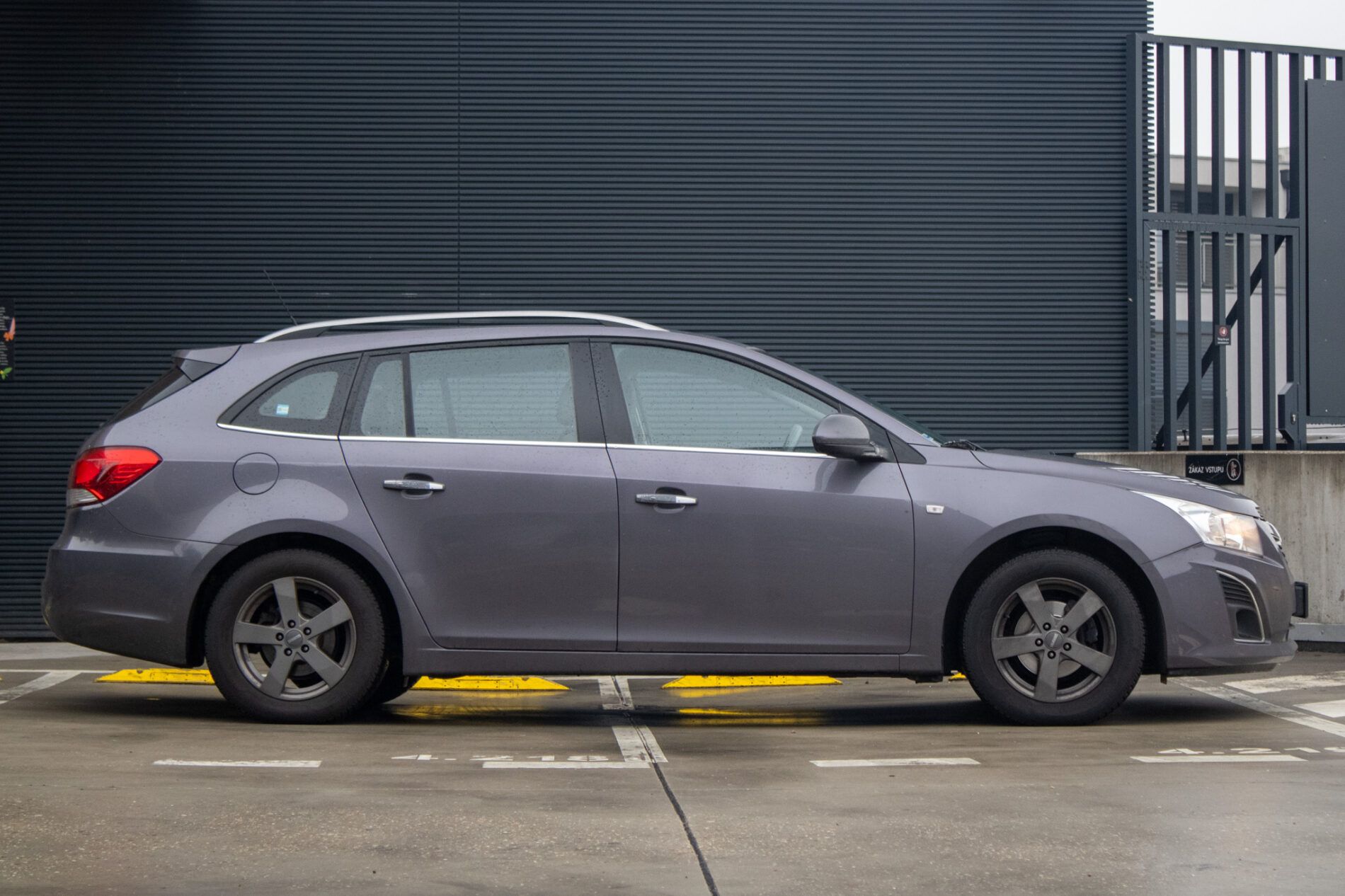 Chevrolet Cruze - fotka 4