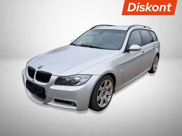 320 i, Automatická klima