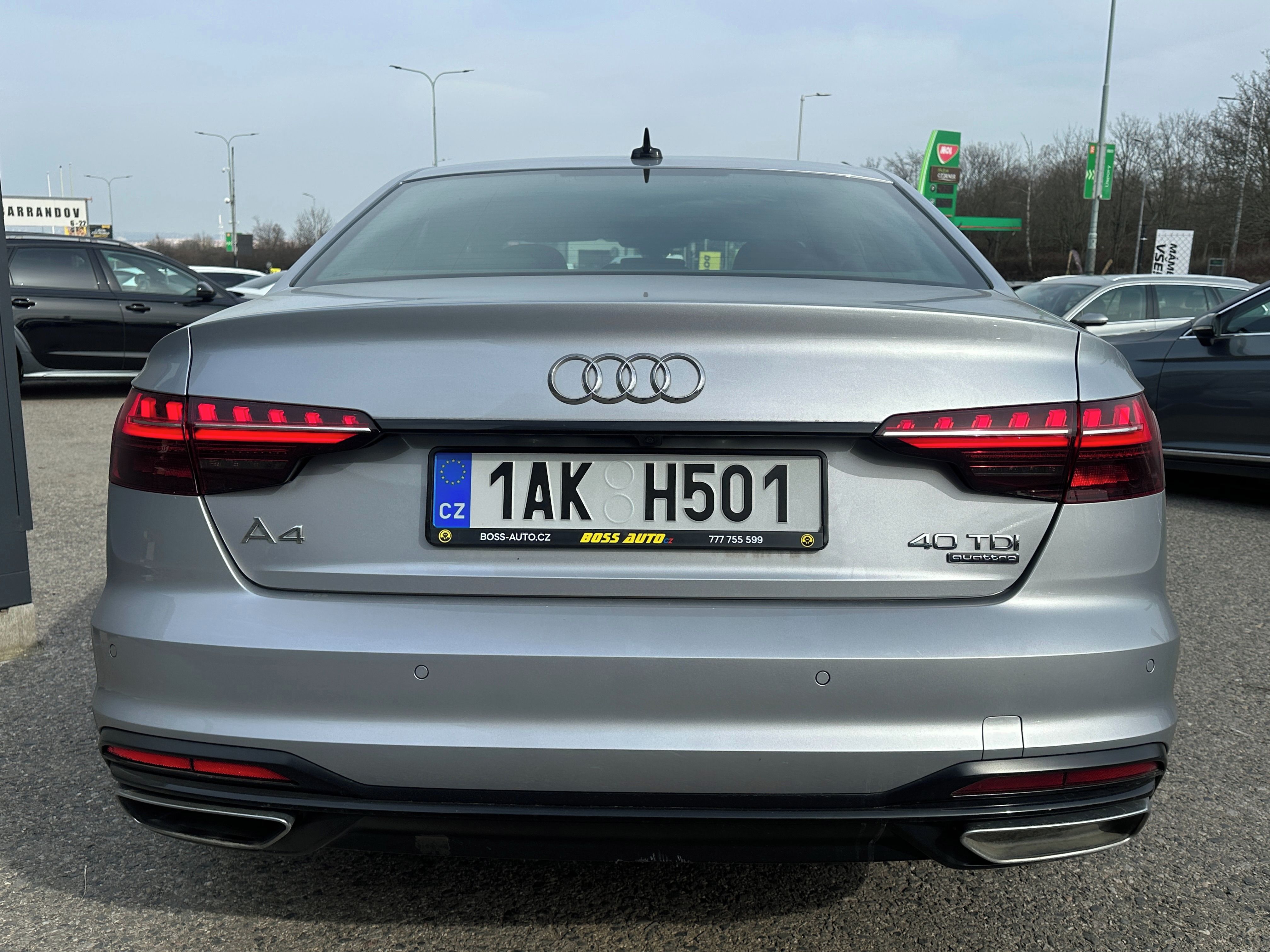 Audi A4, Audi A4  2021 - fotka 5