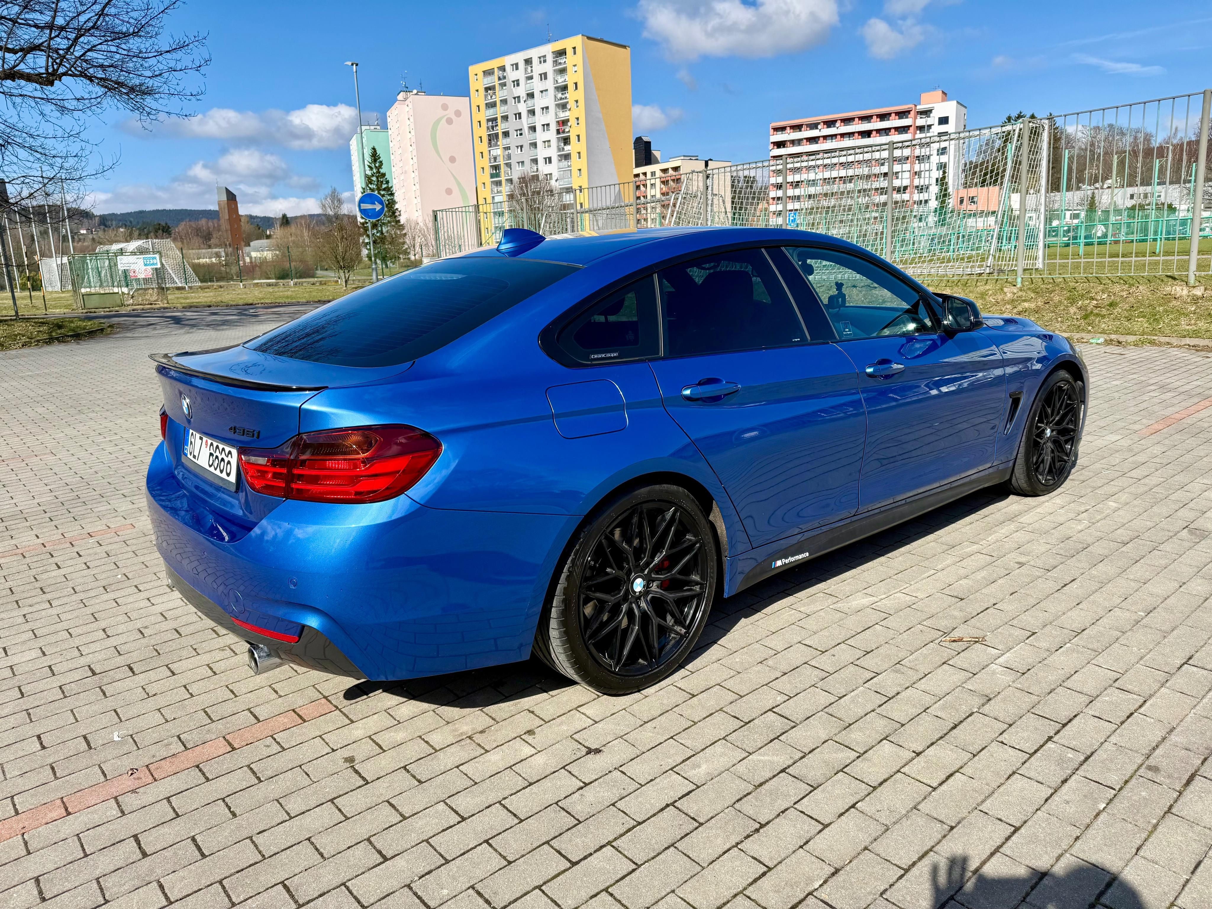 BMW Řada 4, 435i - fotka 5