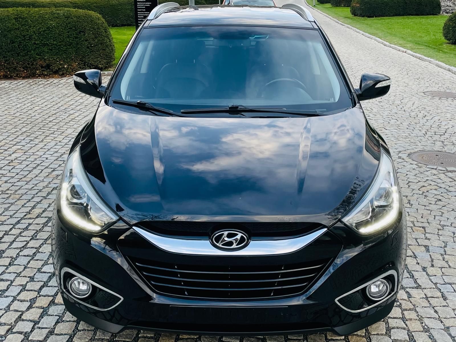 Hyundai ix35, 2.0CRD 4X4 AUT KAMERA SERVISKA - fotka 5