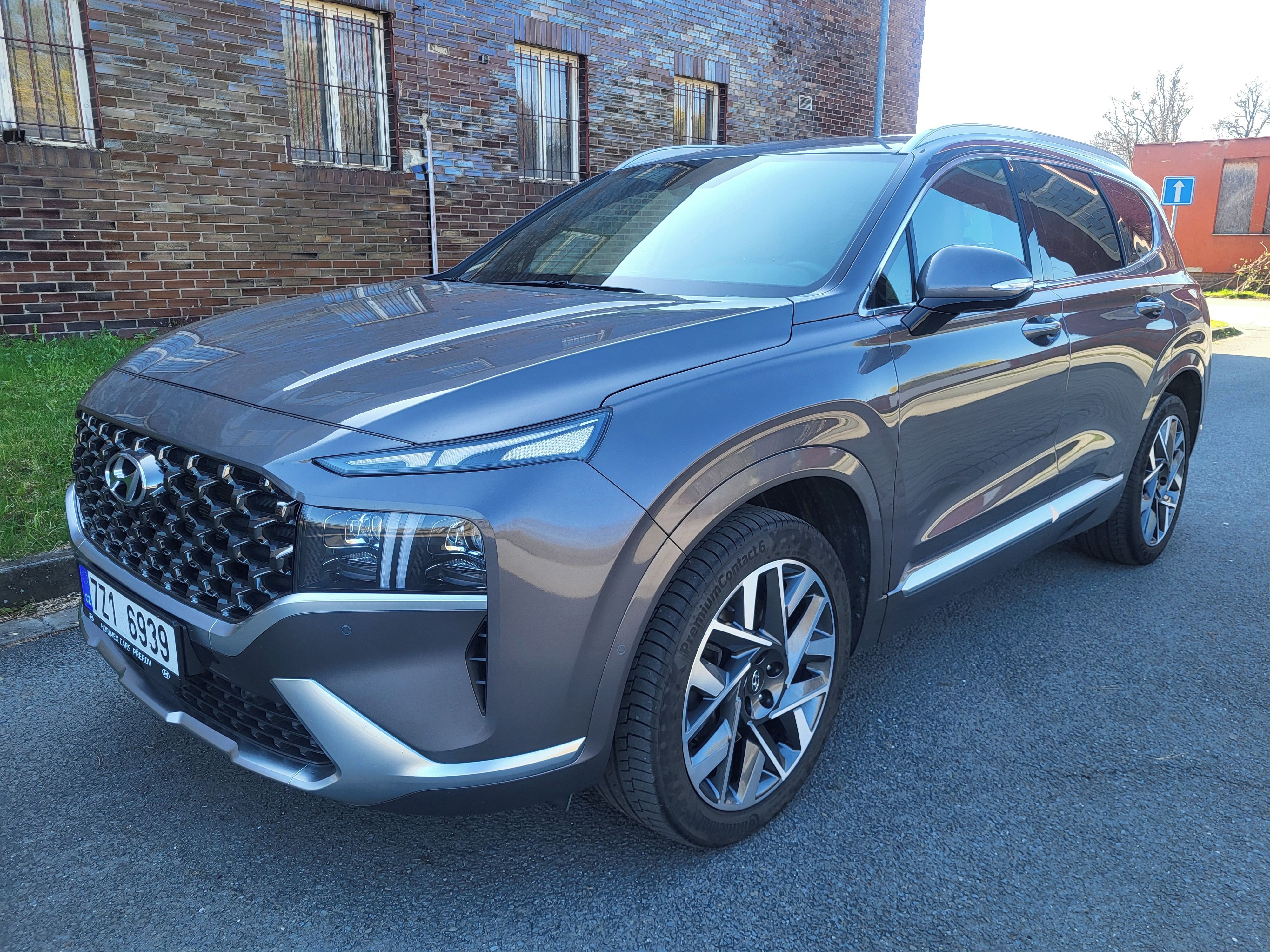 Hyundai Santa Fe, 2,2 Premium - fotka 3