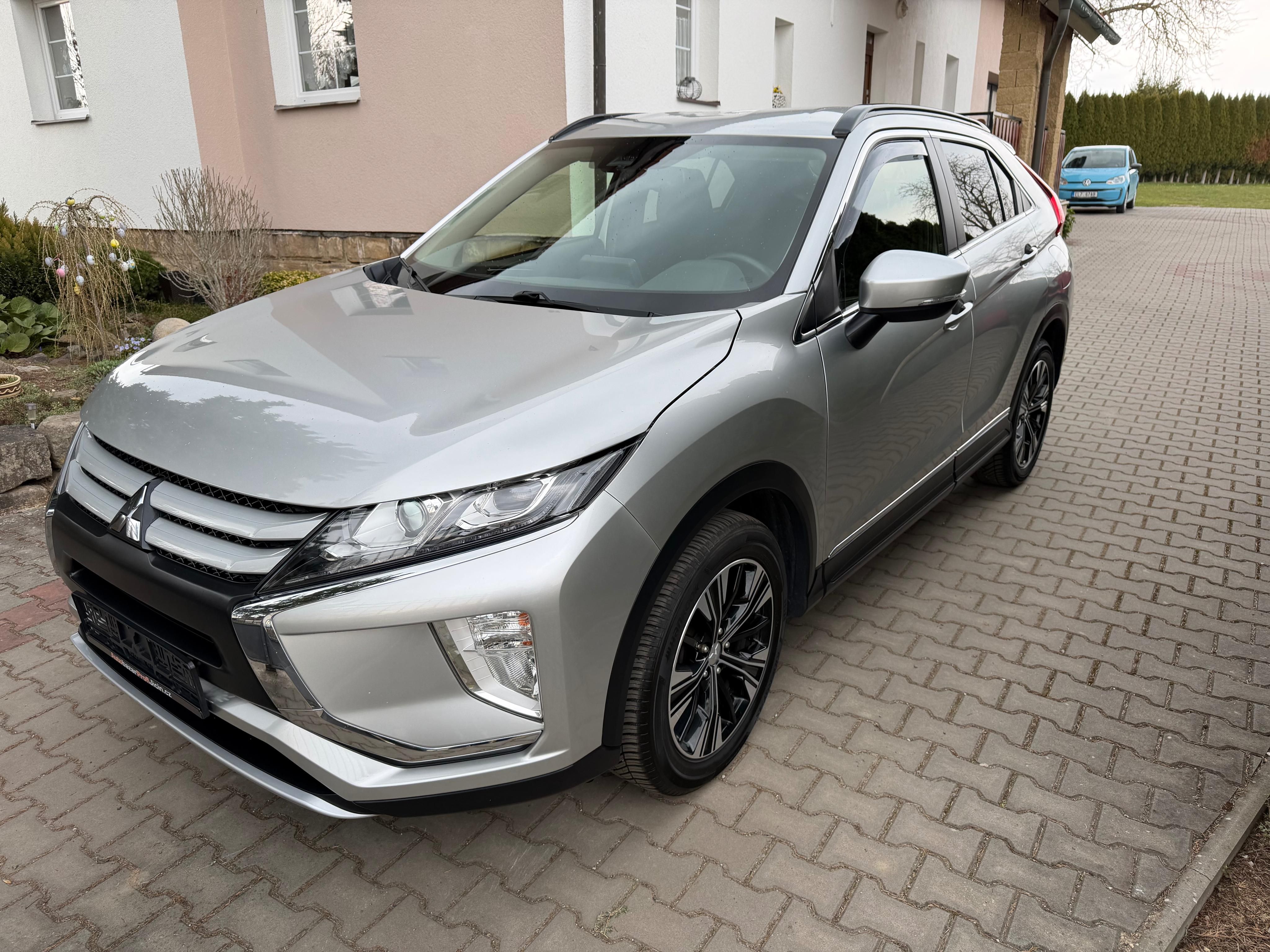 Mitsubishi Eclipse Cross, 1,5T-i Active ,automat , Tažné