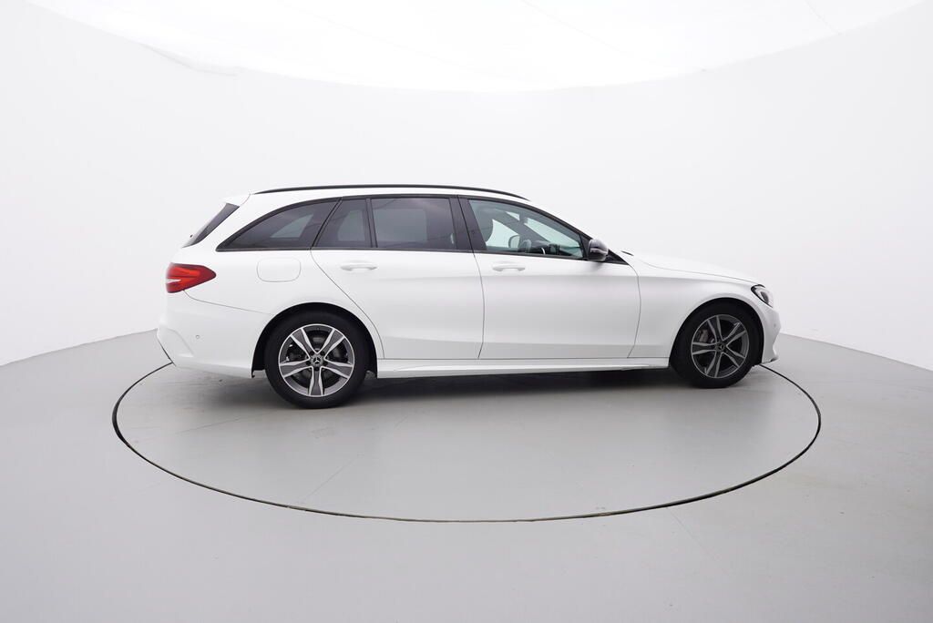 Mercedes-Benz Třídy C, AMG-line 1.6 115 kW - fotka 6