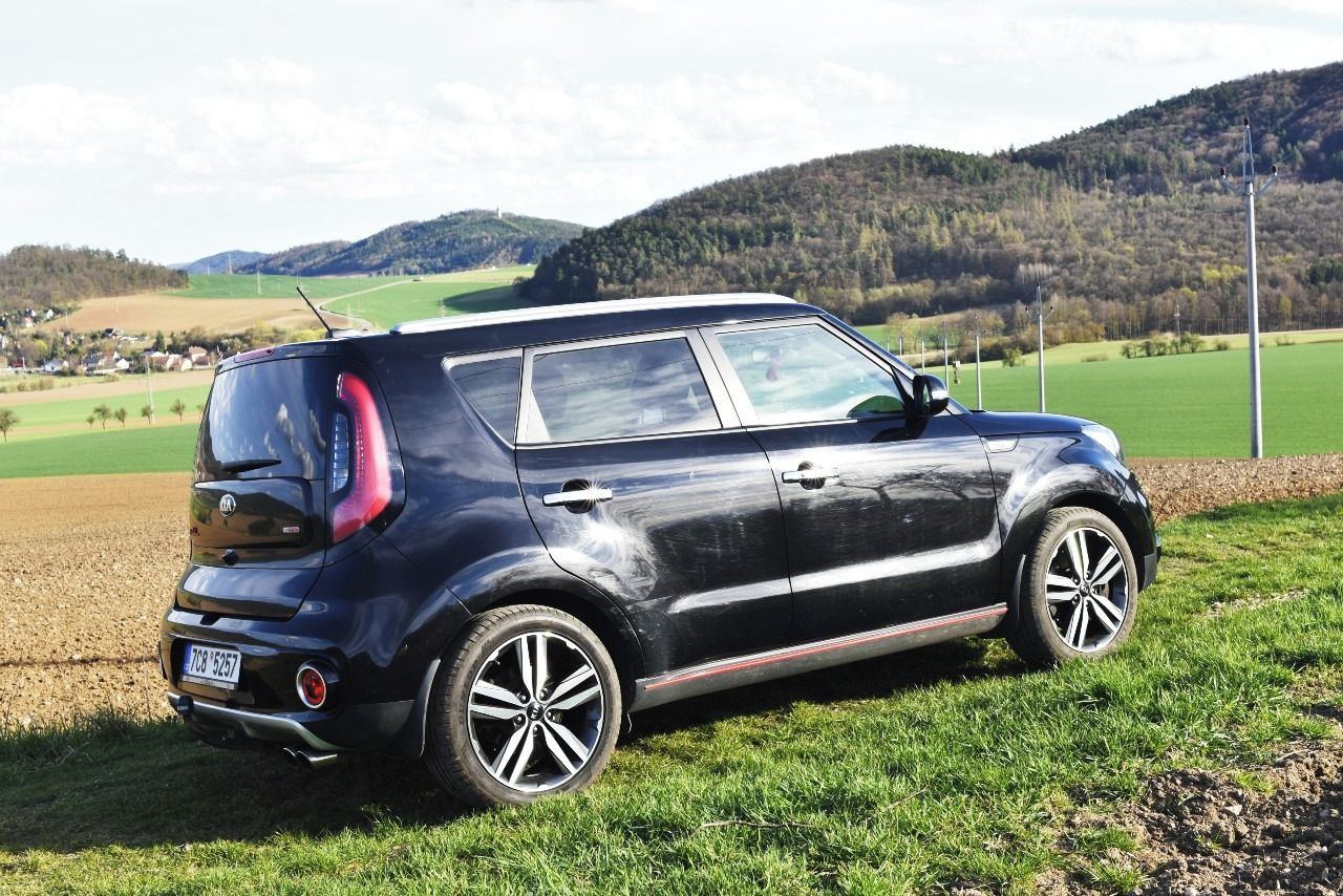 Kia Soul, Kia Soul sport 150 kW - fotka 6