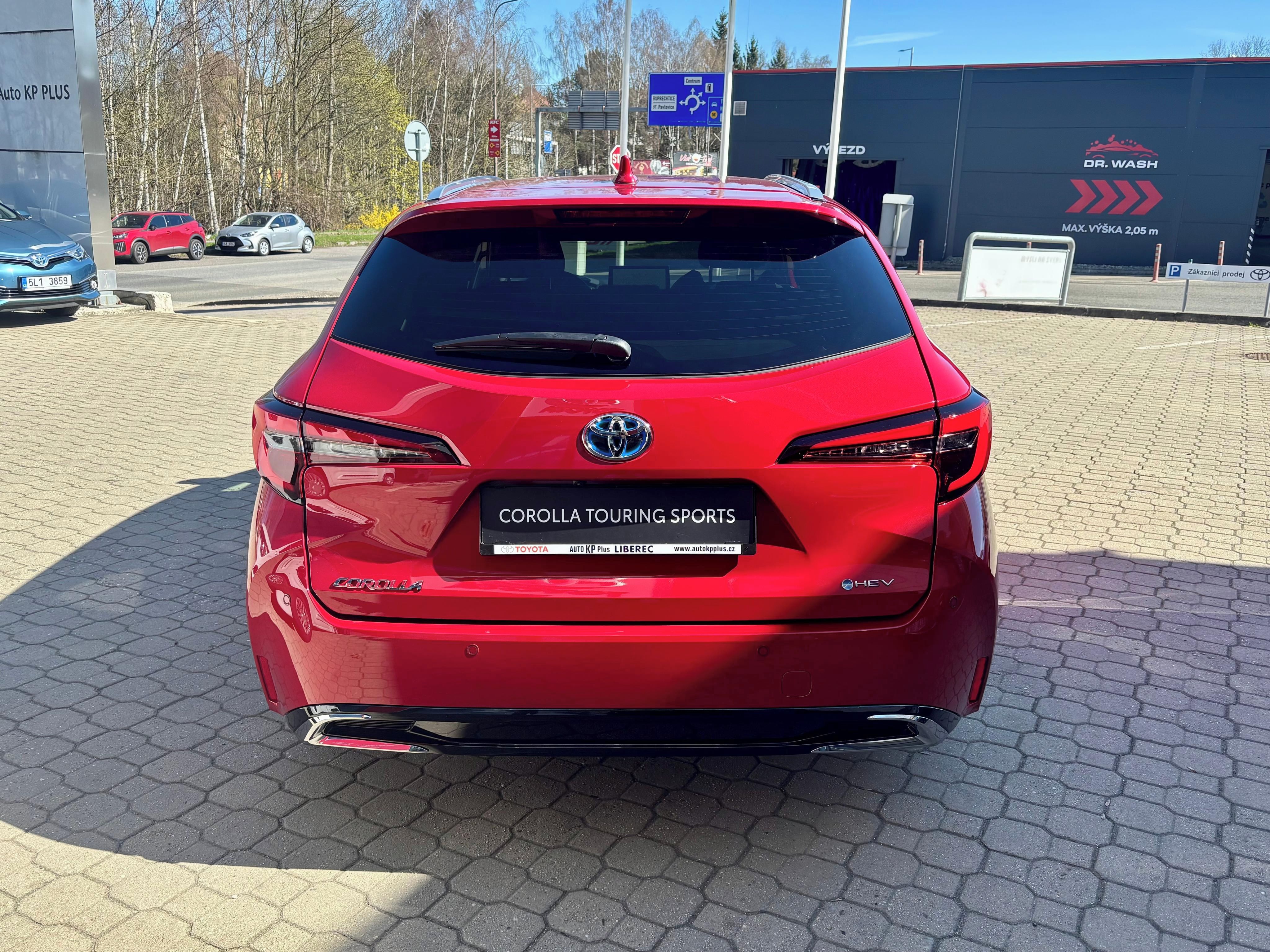 Toyota Corolla, 1,8 HEV 140k Style - fotka 5