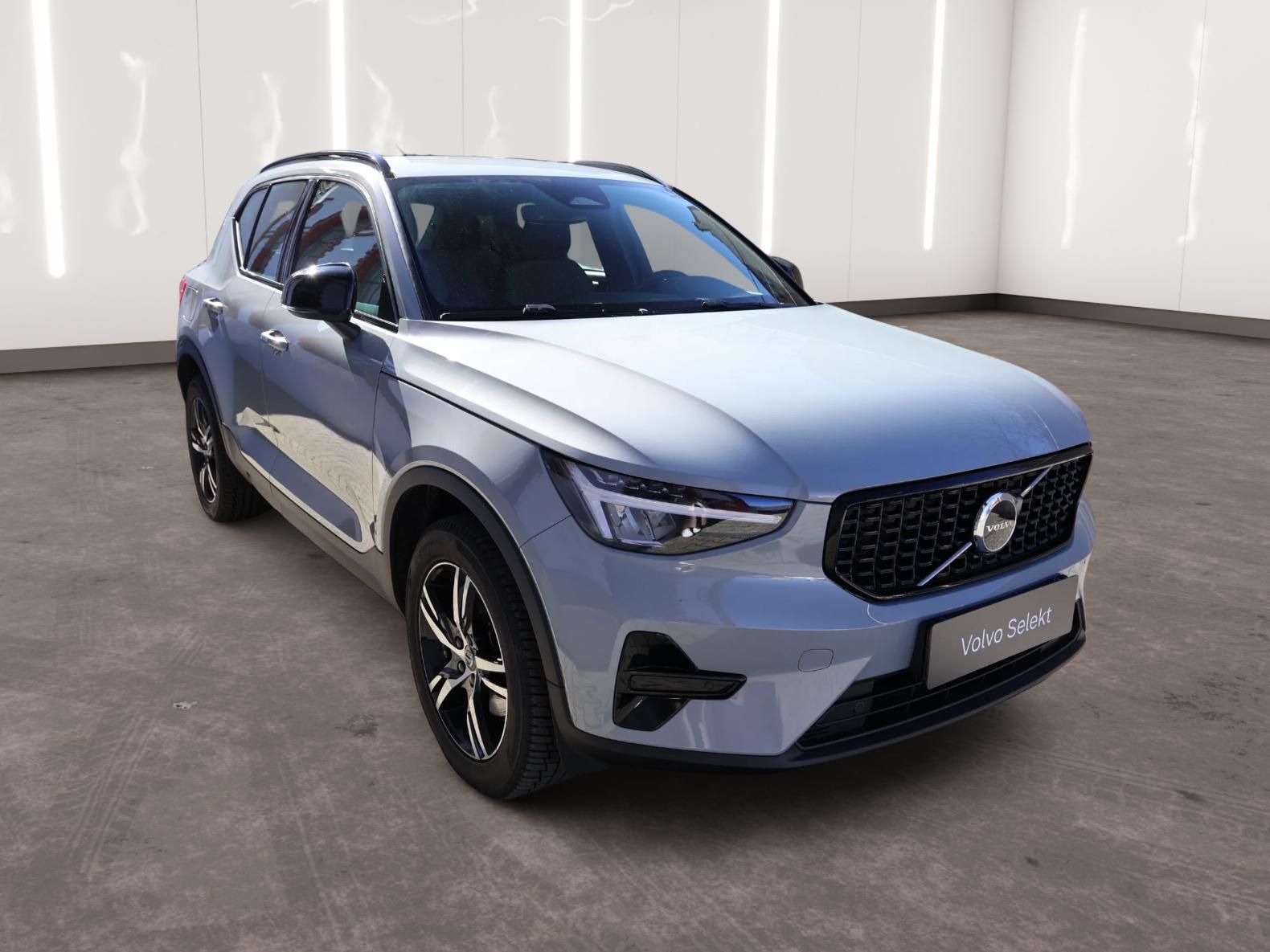 Volvo XC40, Plus, B3 Mild hybrid, Benzín, - fotka 5