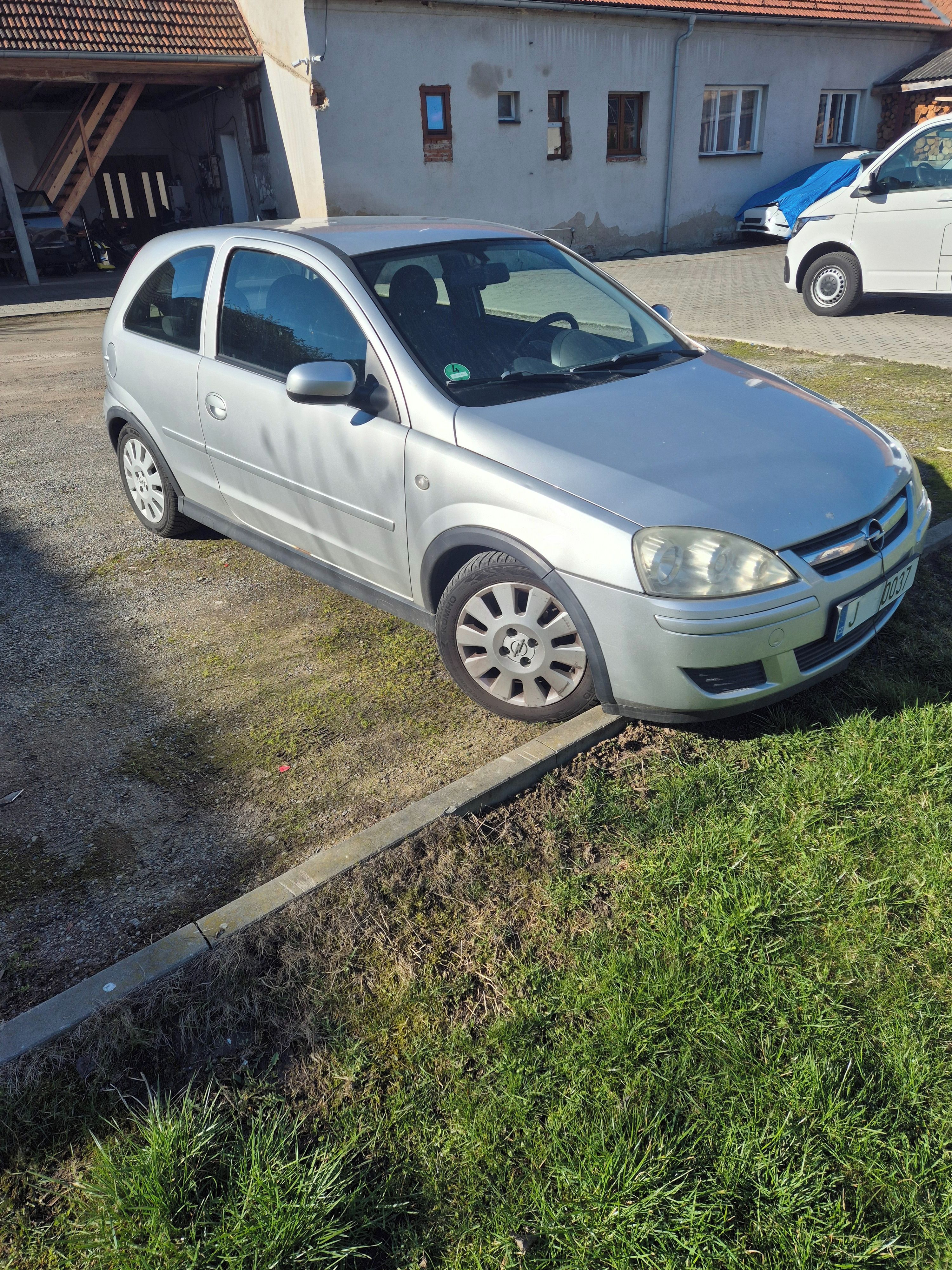 Opel Corsa, 1.3 i - fotka 2
