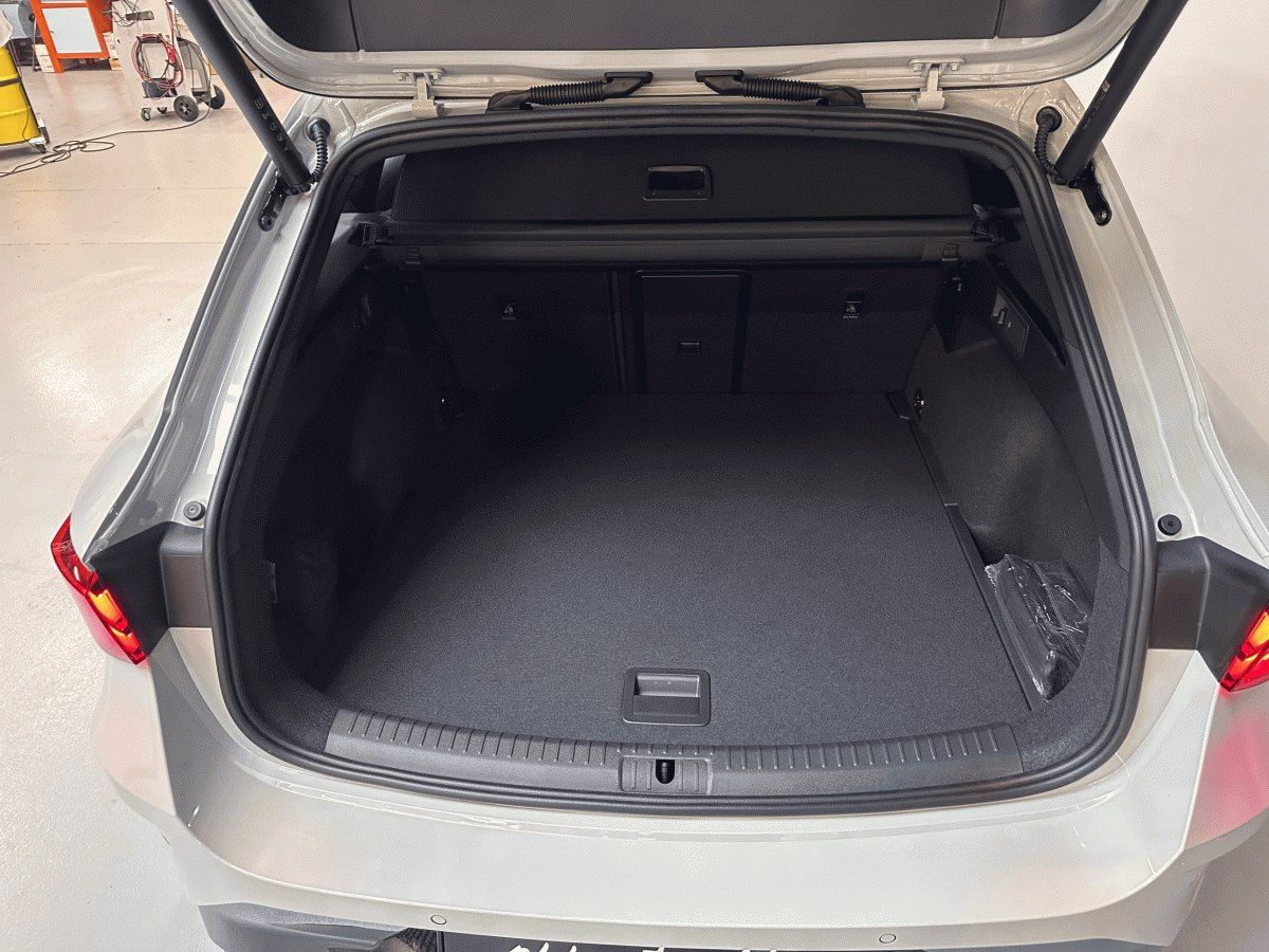 Cupra Leon, SP VZ 2.0 TSI 333k 4WD - fotka 6