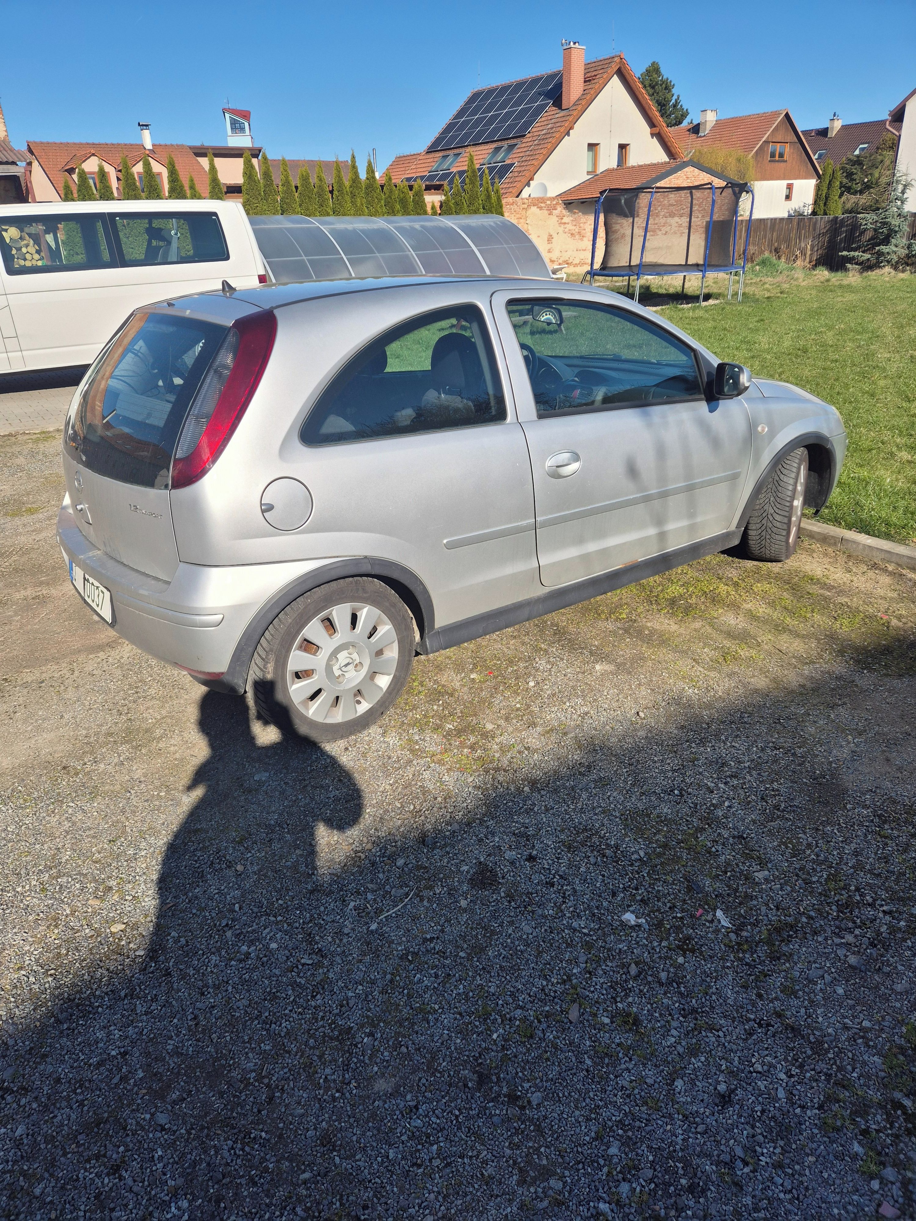 Opel Corsa, 1.3 i - fotka 3