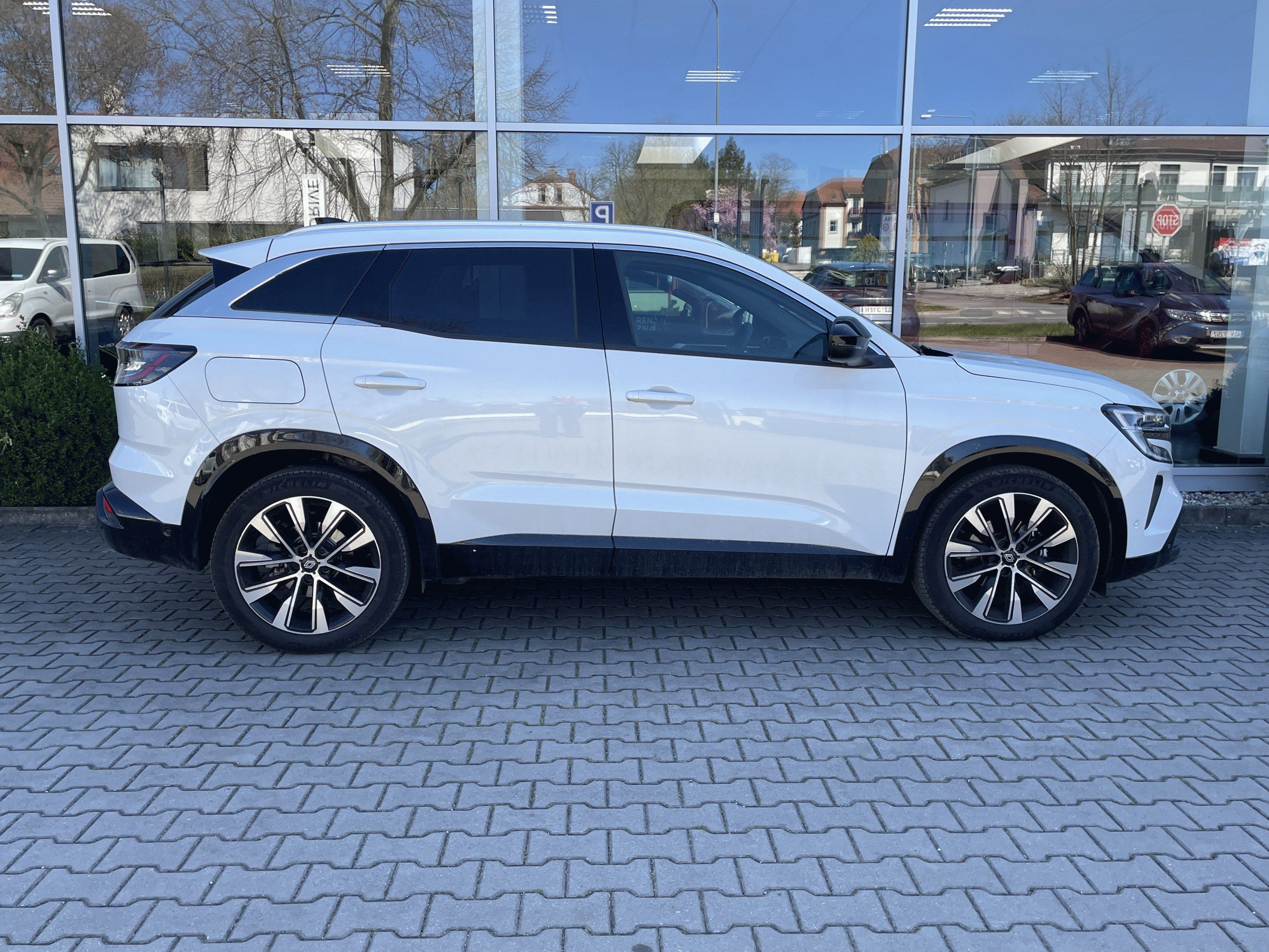 Renault Austral, mild hybrid 160 auto Techno - fotka 3