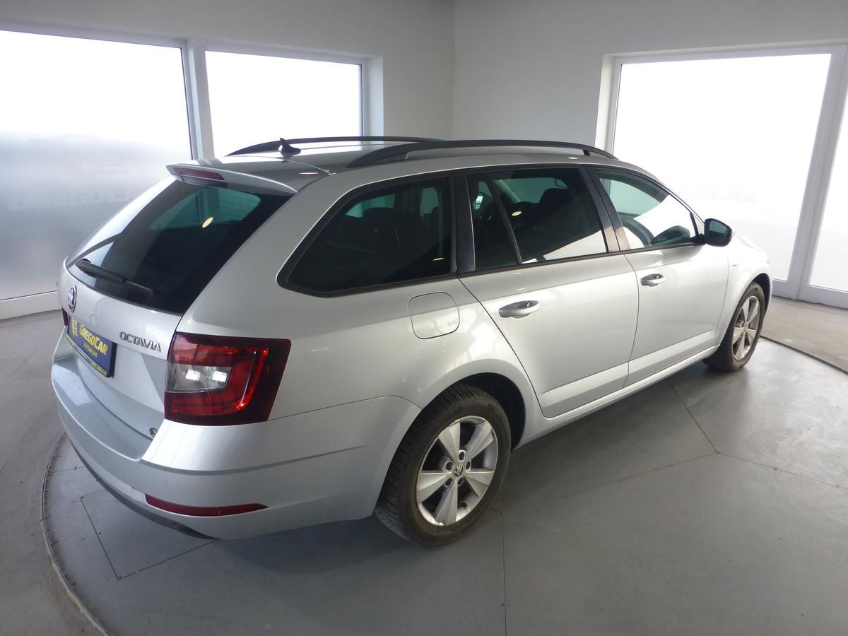 Škoda Octavia, 2,0TDI*VYHŘ.SED**ALU**NAVIGACE - fotka 5