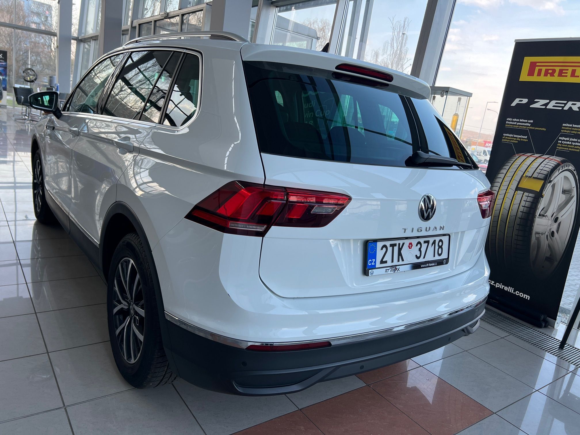 Volkswagen Tiguan, Life  1,5TSI 110kW DSG - fotka 4