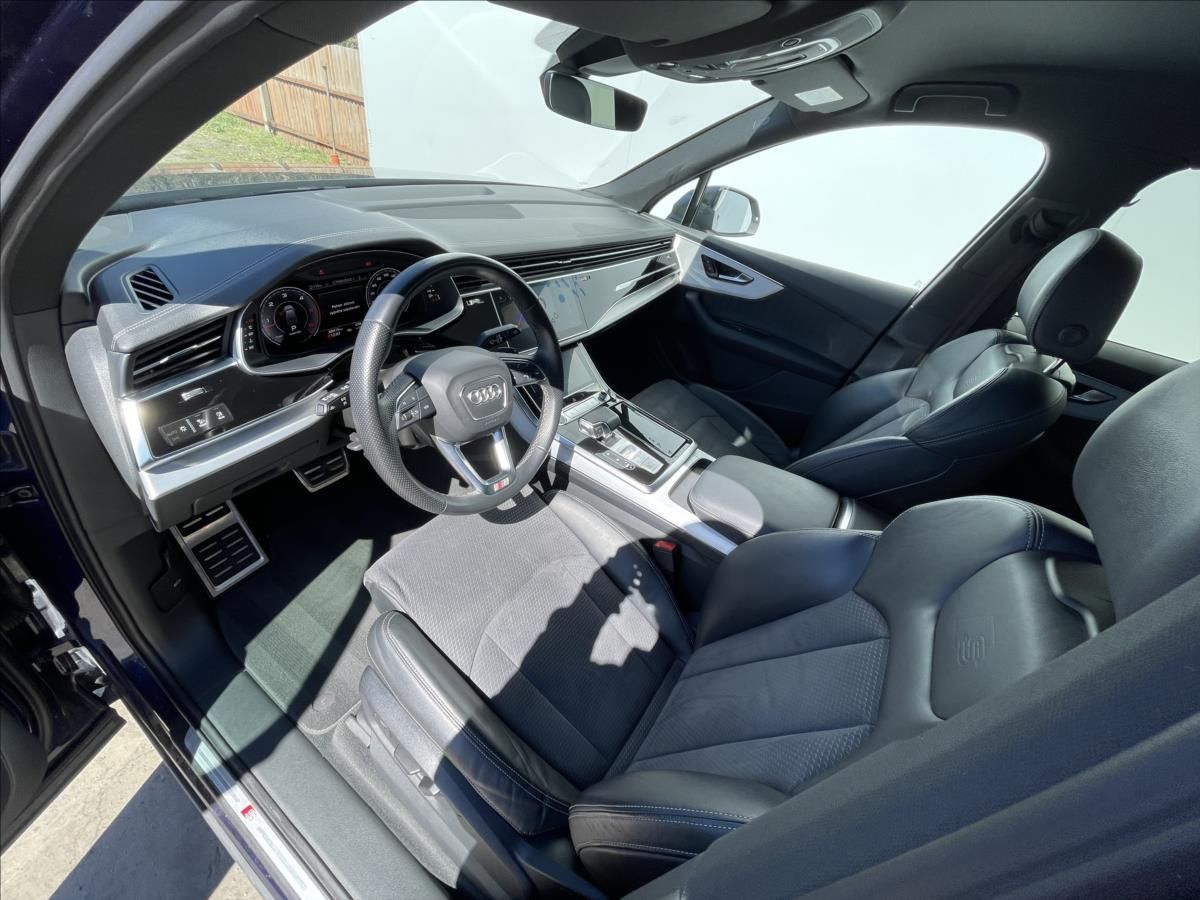 Audi Q7, 3,0 50 TDI quattro S line - fotka 5