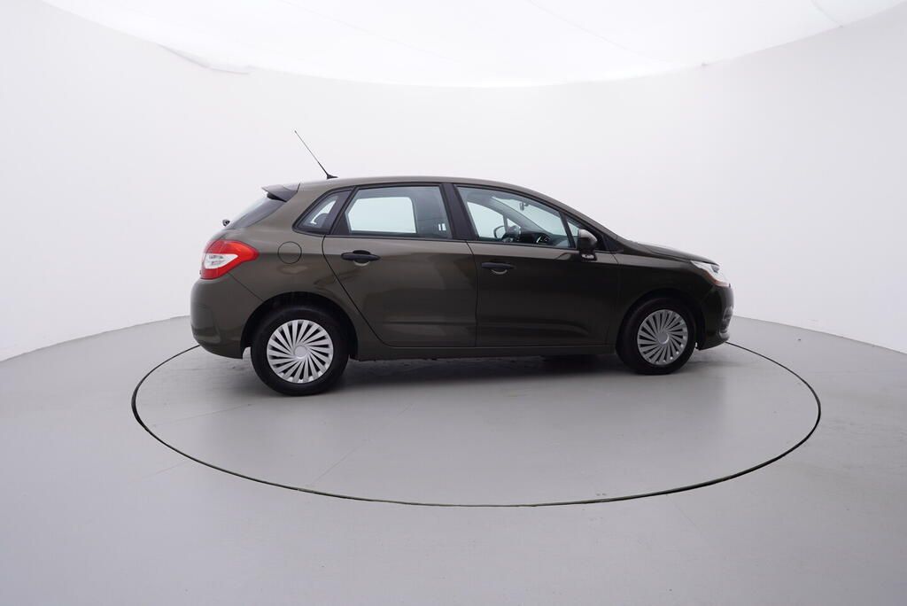 Citroën C4, 1.4 70 kW - fotka 6