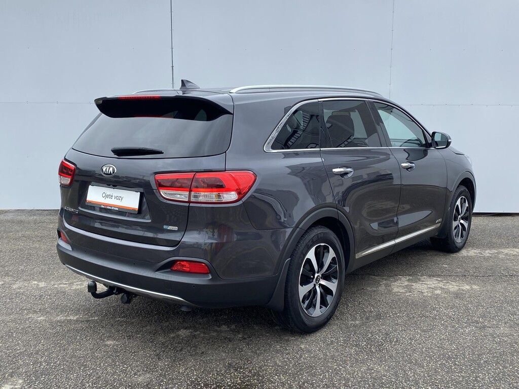 Kia Sorento, 2.2 CRDi 147 kW 4WD Exclusive - fotka 2