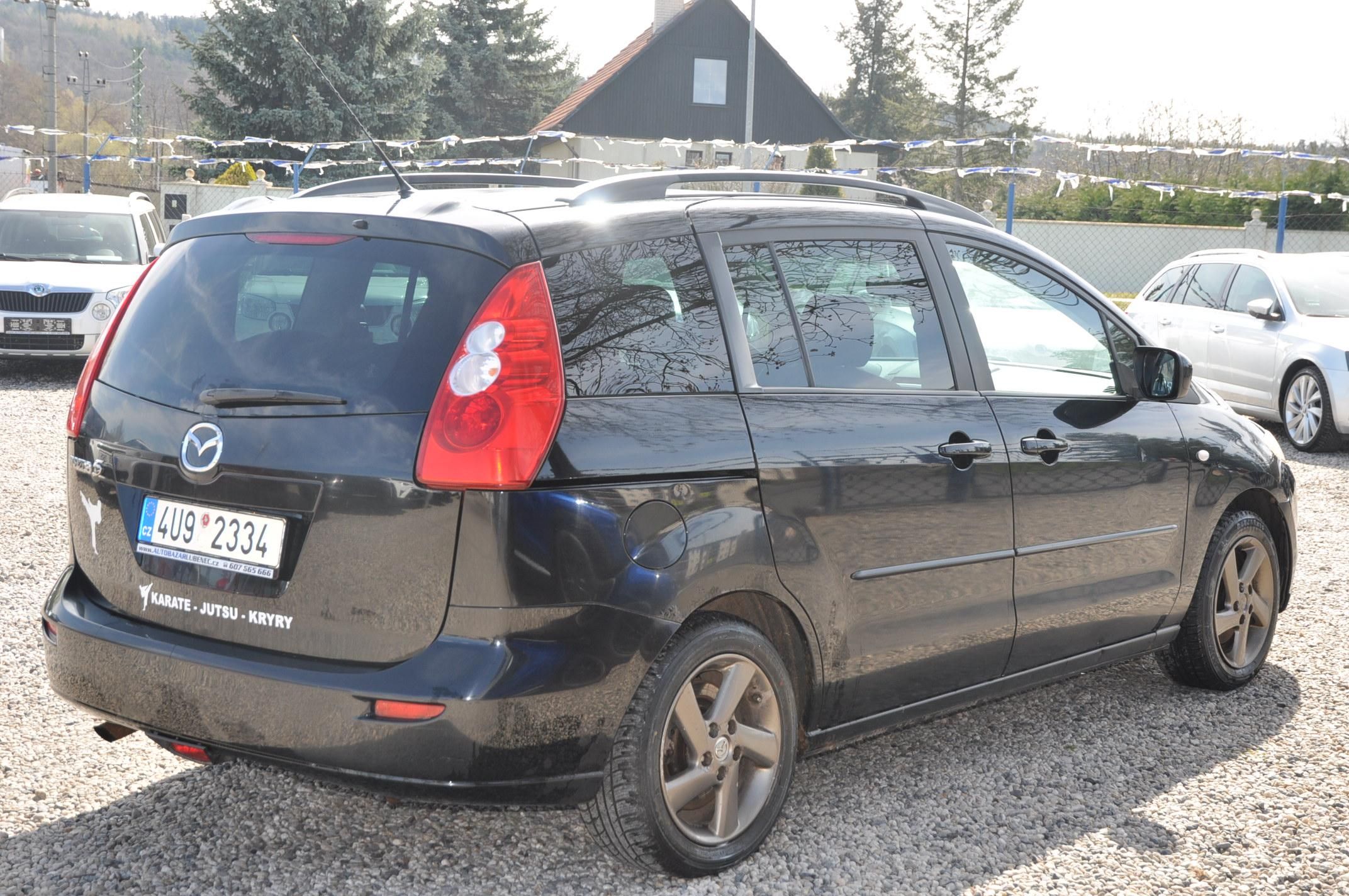 Mazda 5, 2.0MZR-CD 81kW 7.míst - fotka 3