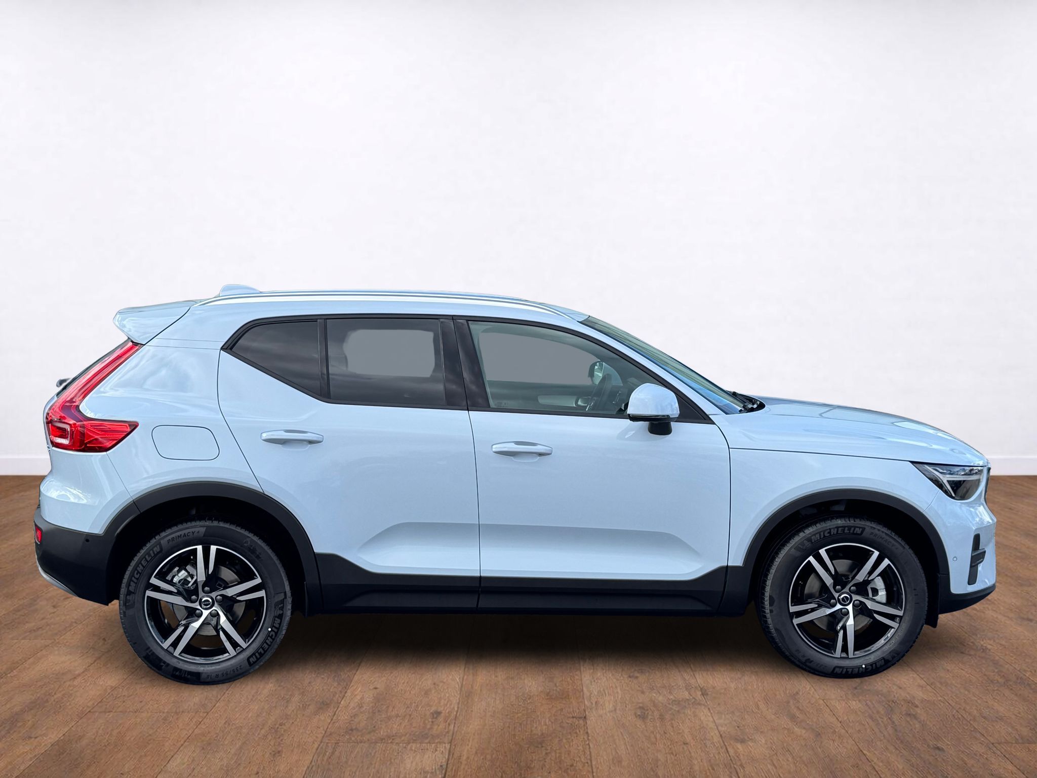 Volvo XC40, CORE B3, 360°, FULL LED - fotka 6