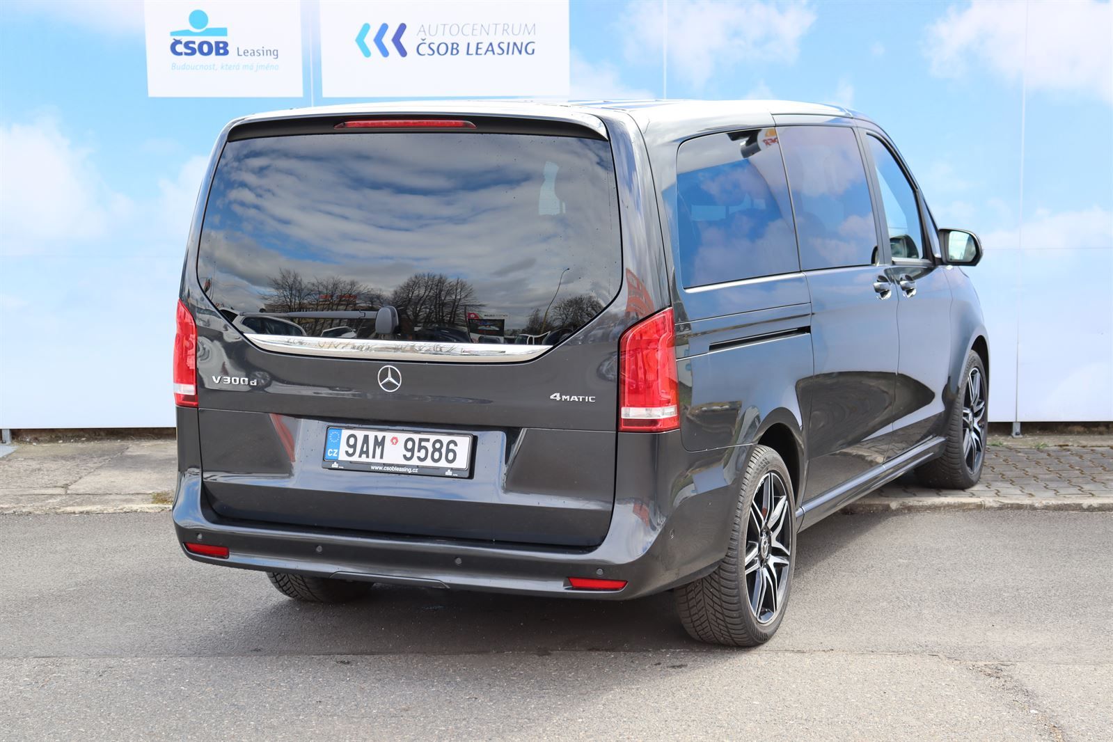 Mercedes-Benz Třídy V, 300d 4Matic L Exclusive - fotka 2