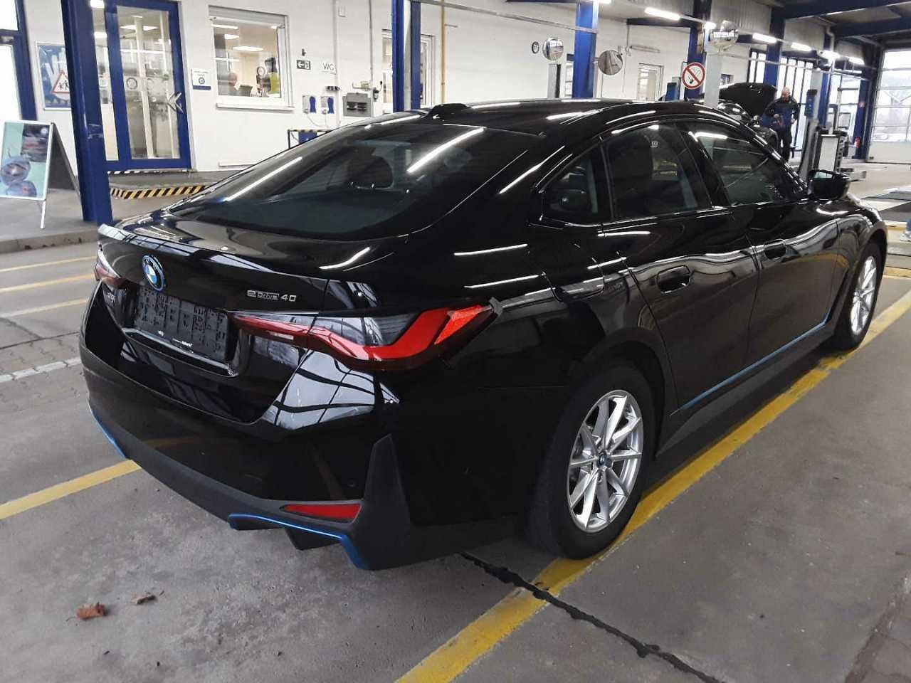 BMW i4, eDrive 40i Gran Coupe - fotka 2