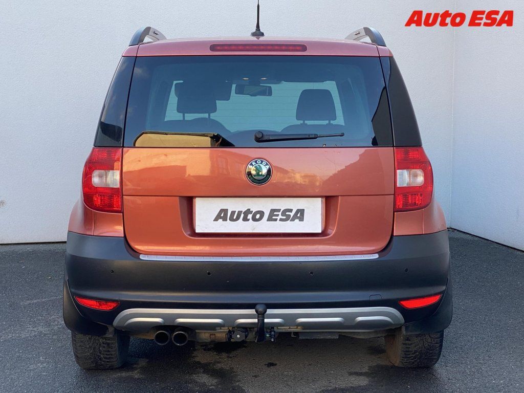 Škoda Yeti, 2.0 TDi 4x4,ČR,Ambition - fotka 5