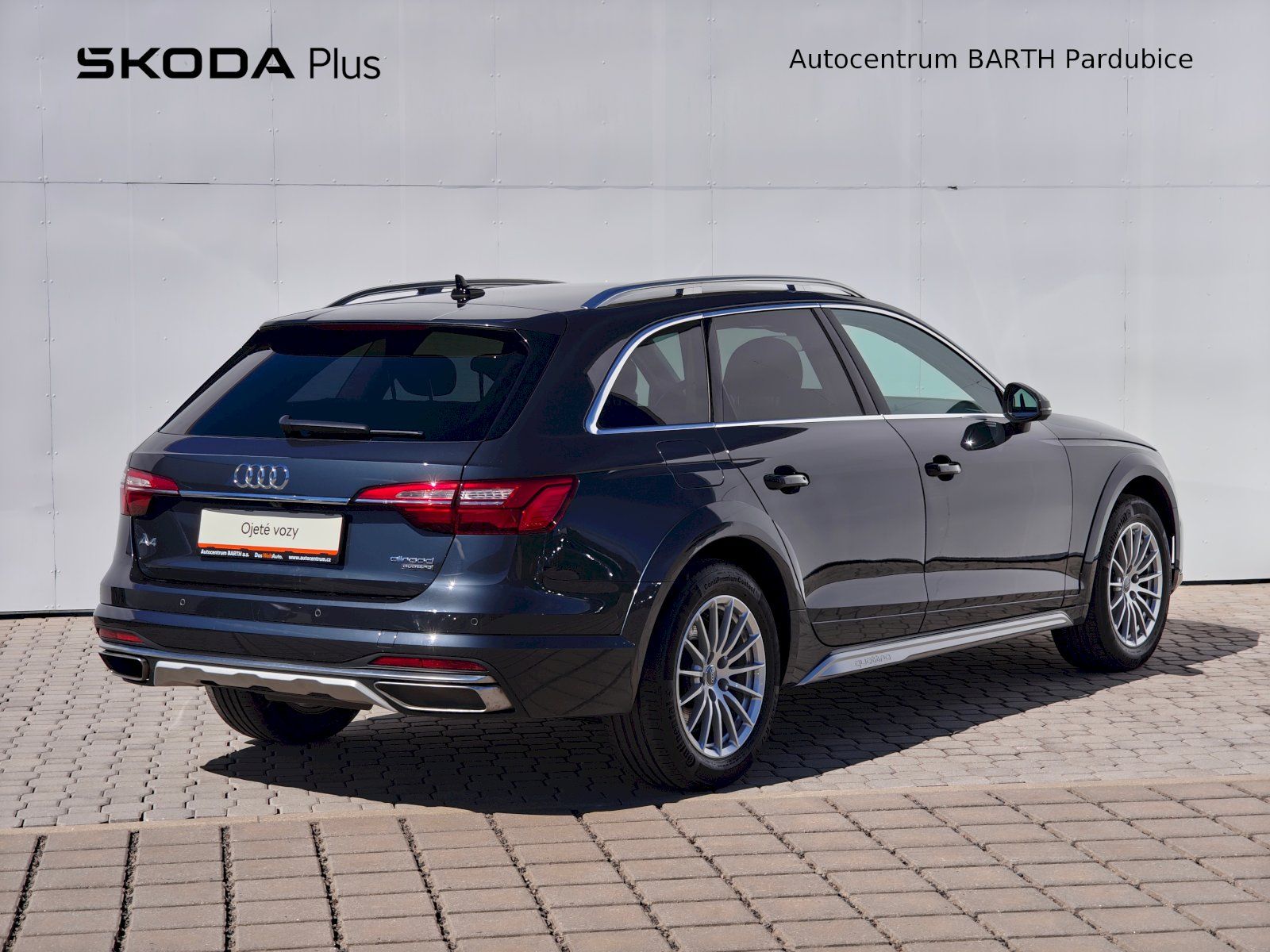 Audi A4, Allroad quattro 40 / 2,0 TDI / - fotka 2