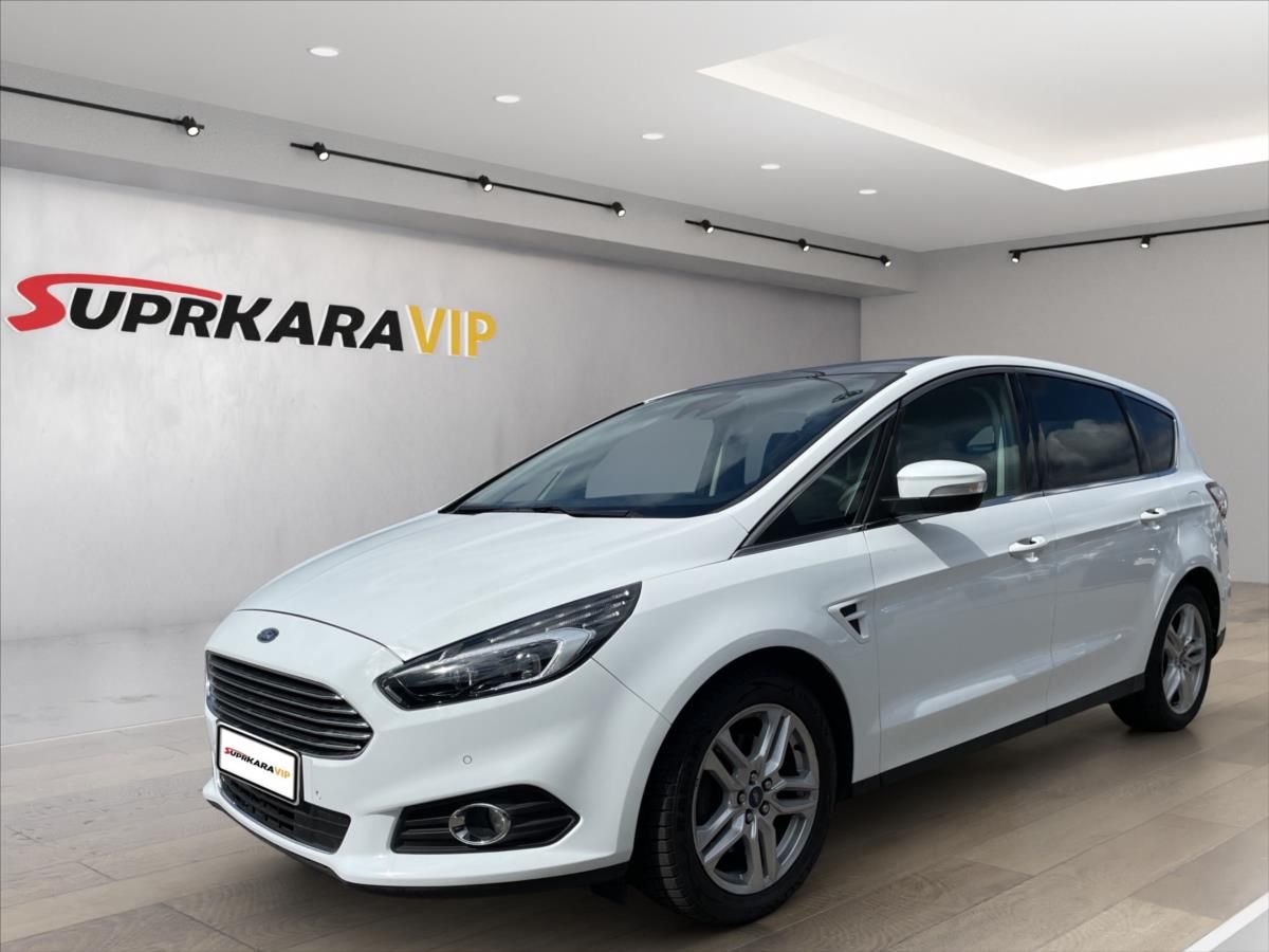 Ford S-MAX, 2,0TDCi Titianium*LED*Panorama