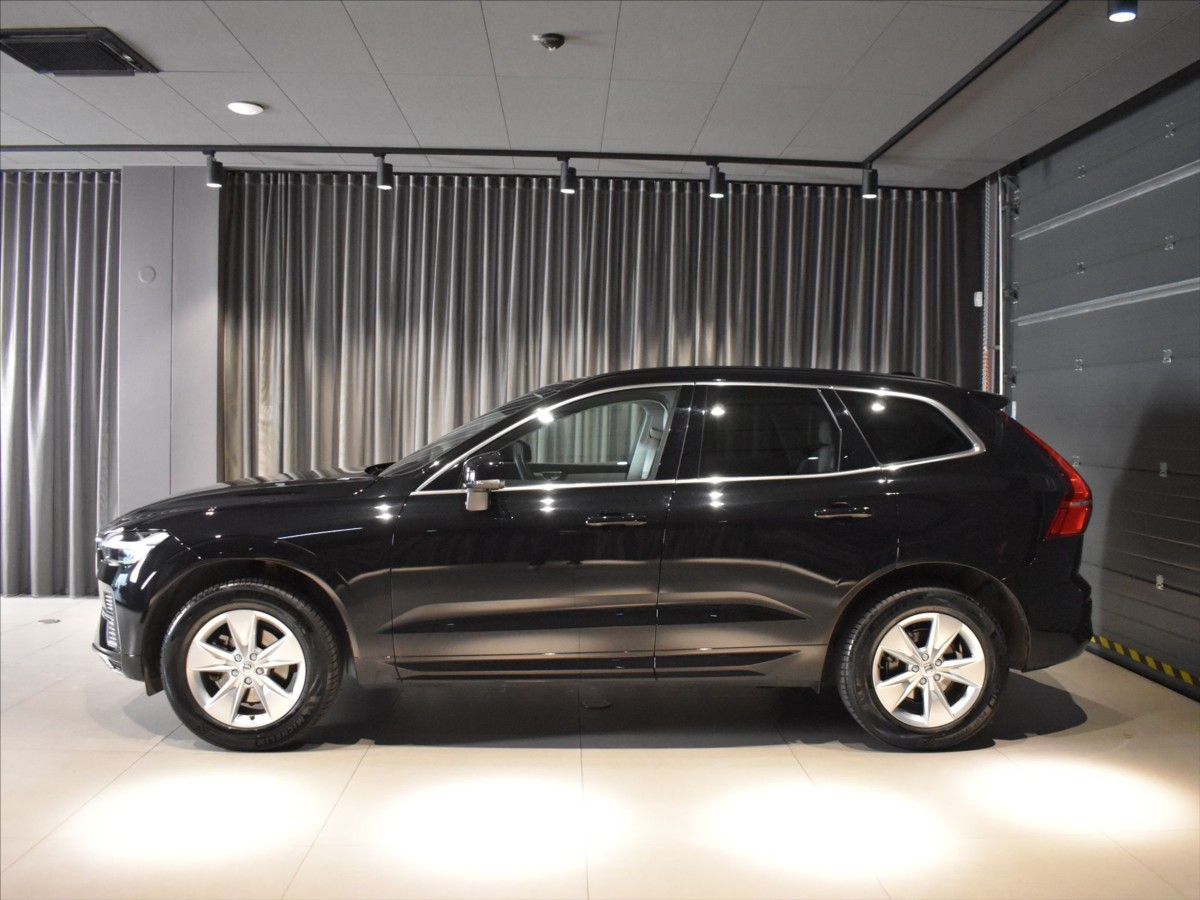 Volvo XC60, 2,0 B5 AWD CORE BLIS,Bezklíč - fotka 2