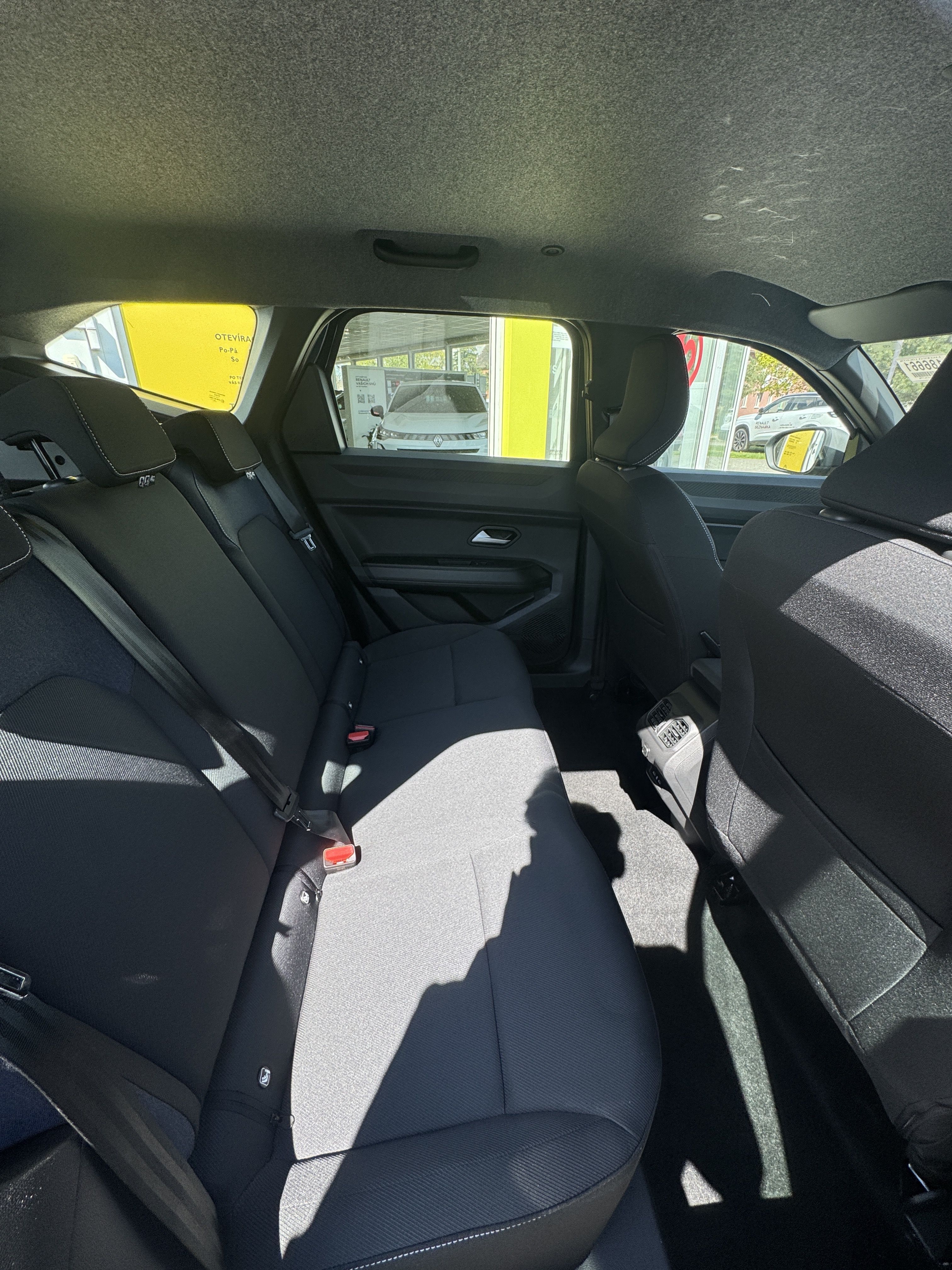 Dacia Bigster, Expression hybrid 155 - fotka 5