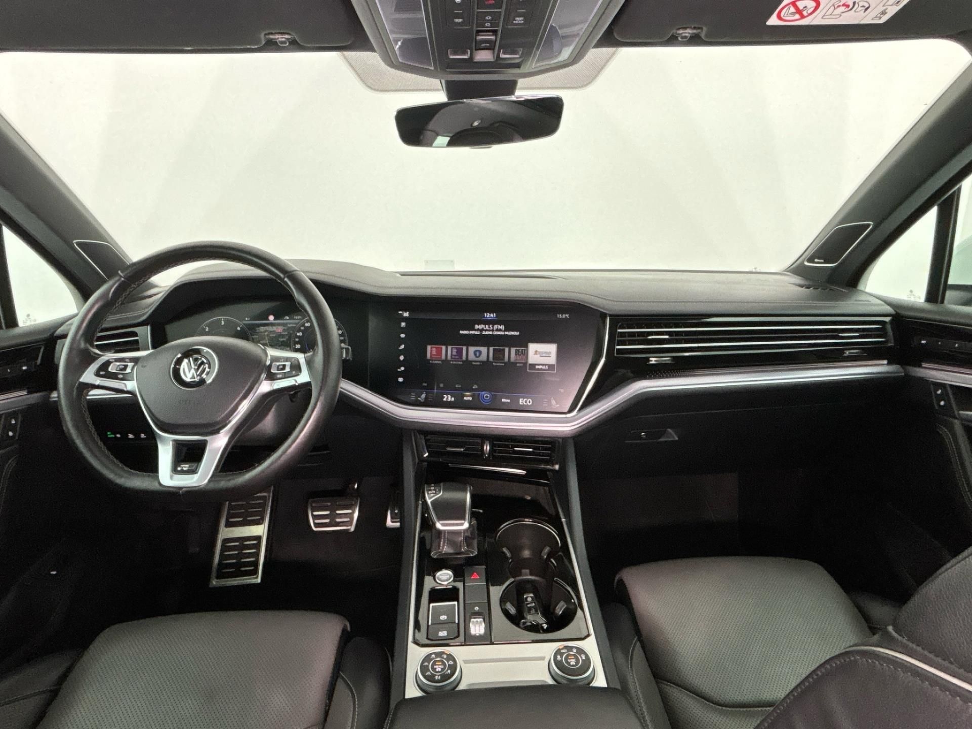 Volkswagen Touareg, 3.0 TDI / 210 kW R-LINE - fotka 5
